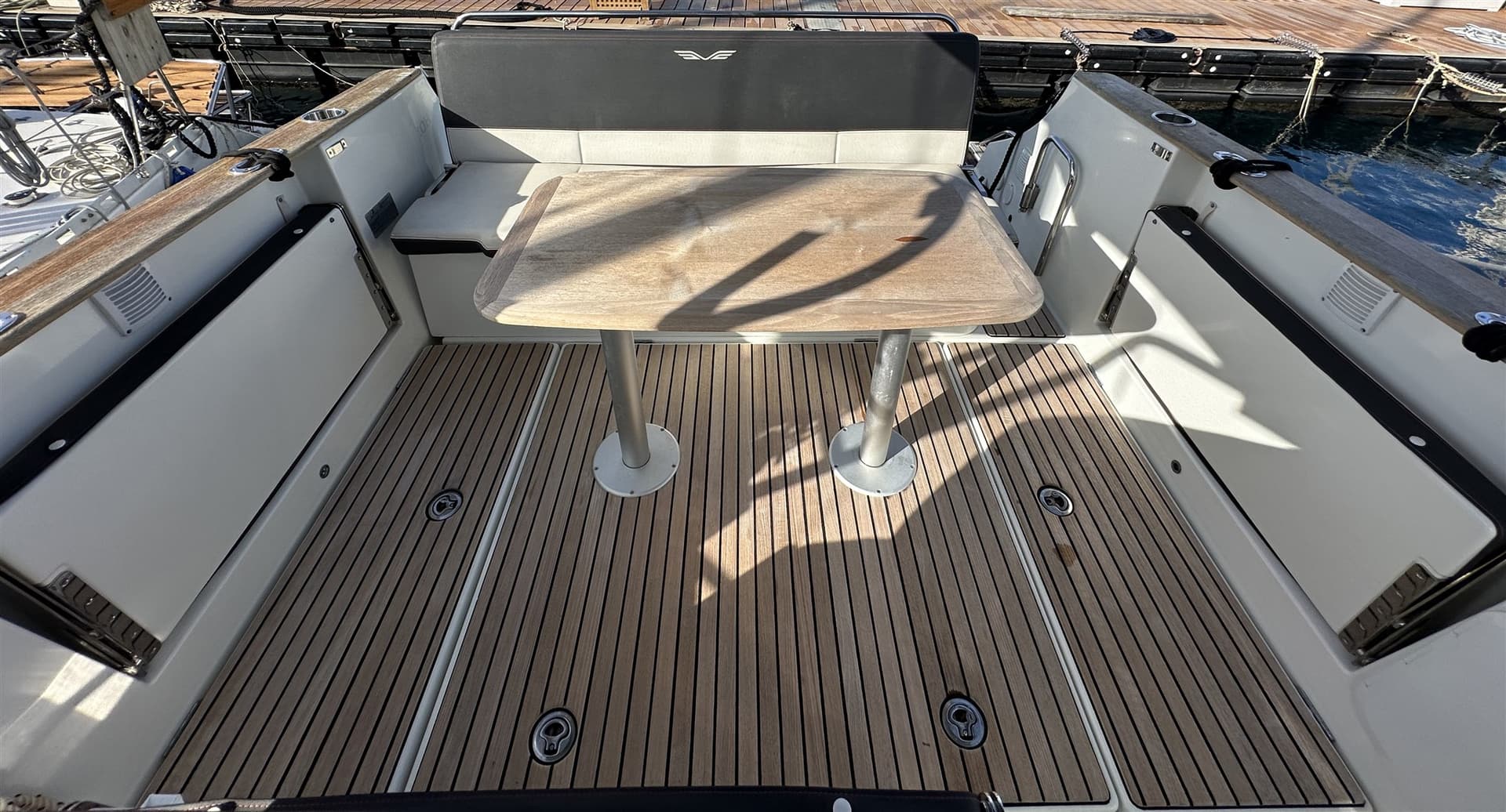 Beneteau Flyer 8.8 Sundeck usato - dettaglio 4