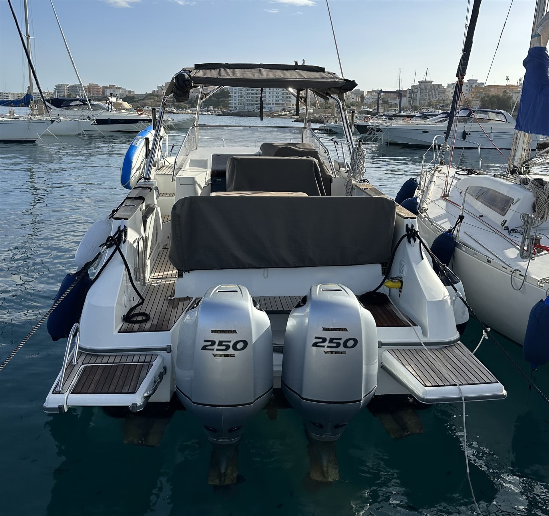 Beneteau Flyer 8.8 Sundeck usato - dettaglio 1
