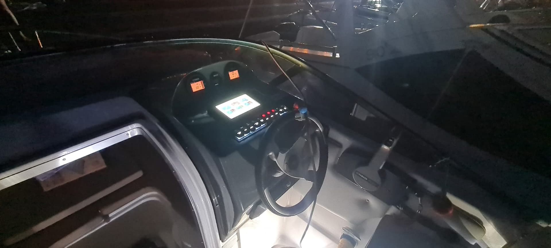 Ranieri Cantiere Midnight Sun 20 d'occasion - image hero 11