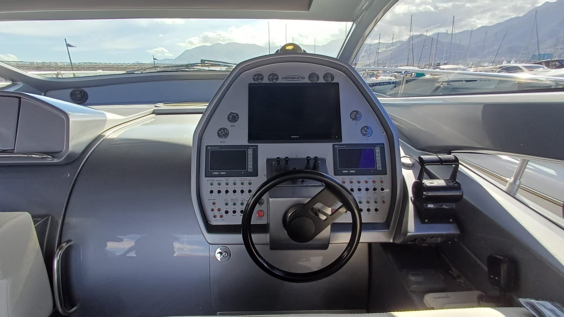 Pershing Pershing 50' used - detail 4