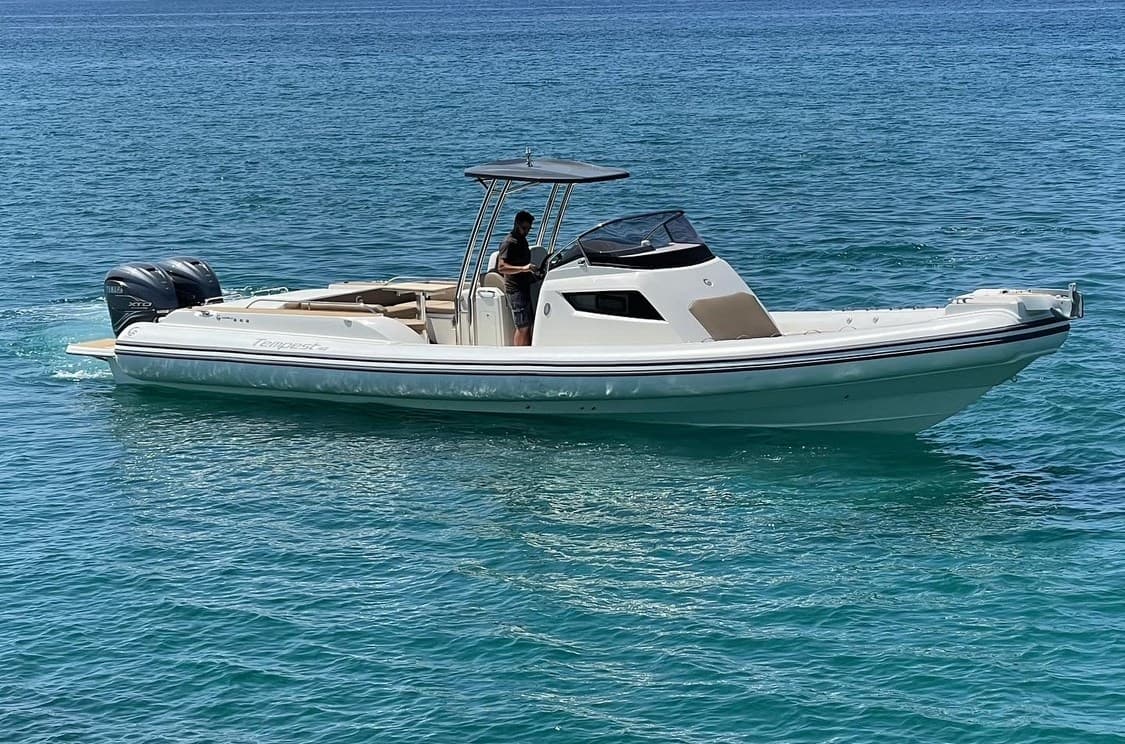 Capelli Tempest 40 - Main View Capelli Tempest 40 - Main View