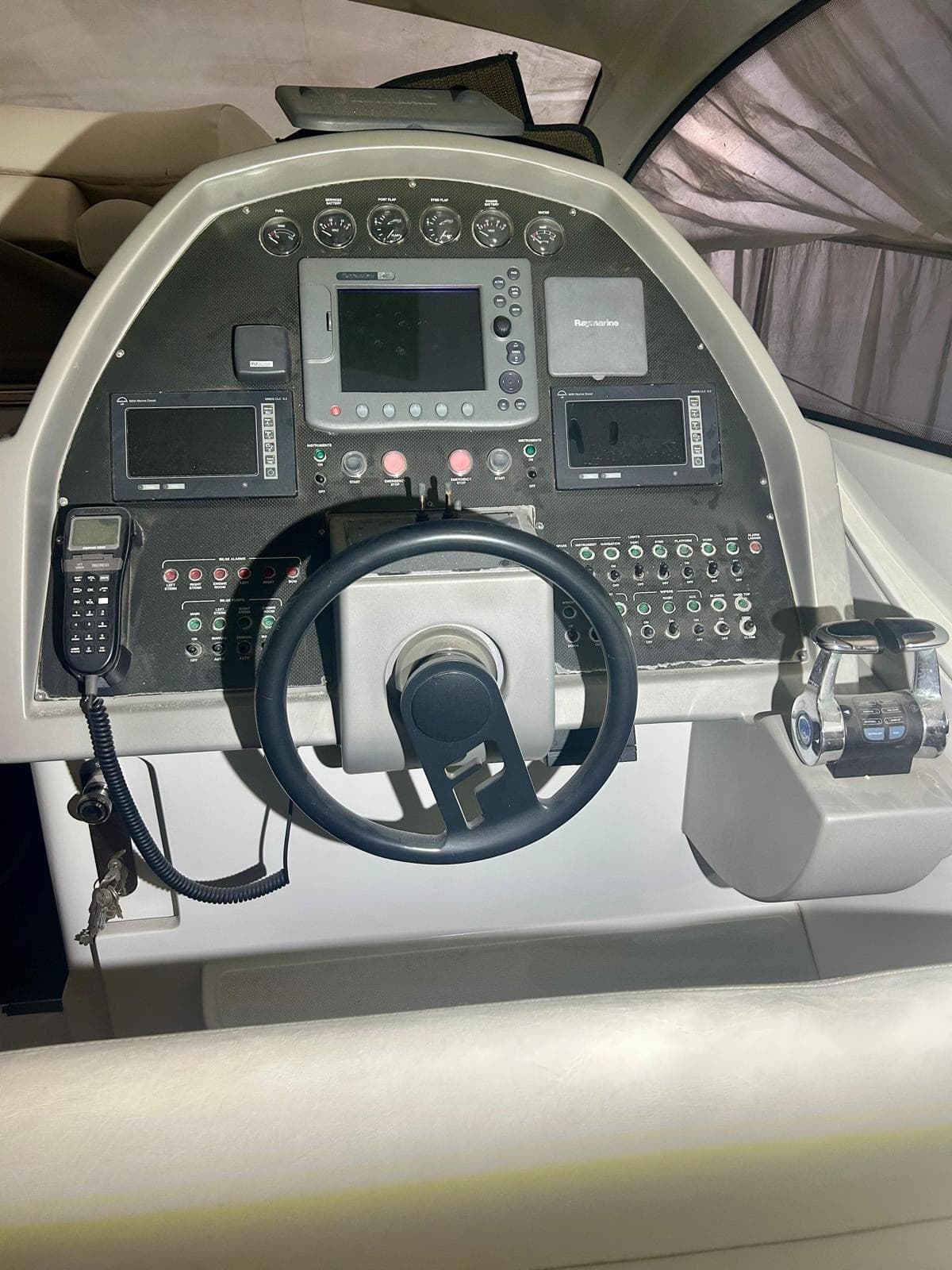 Pershing Pershing 46' usato - foto hero 18