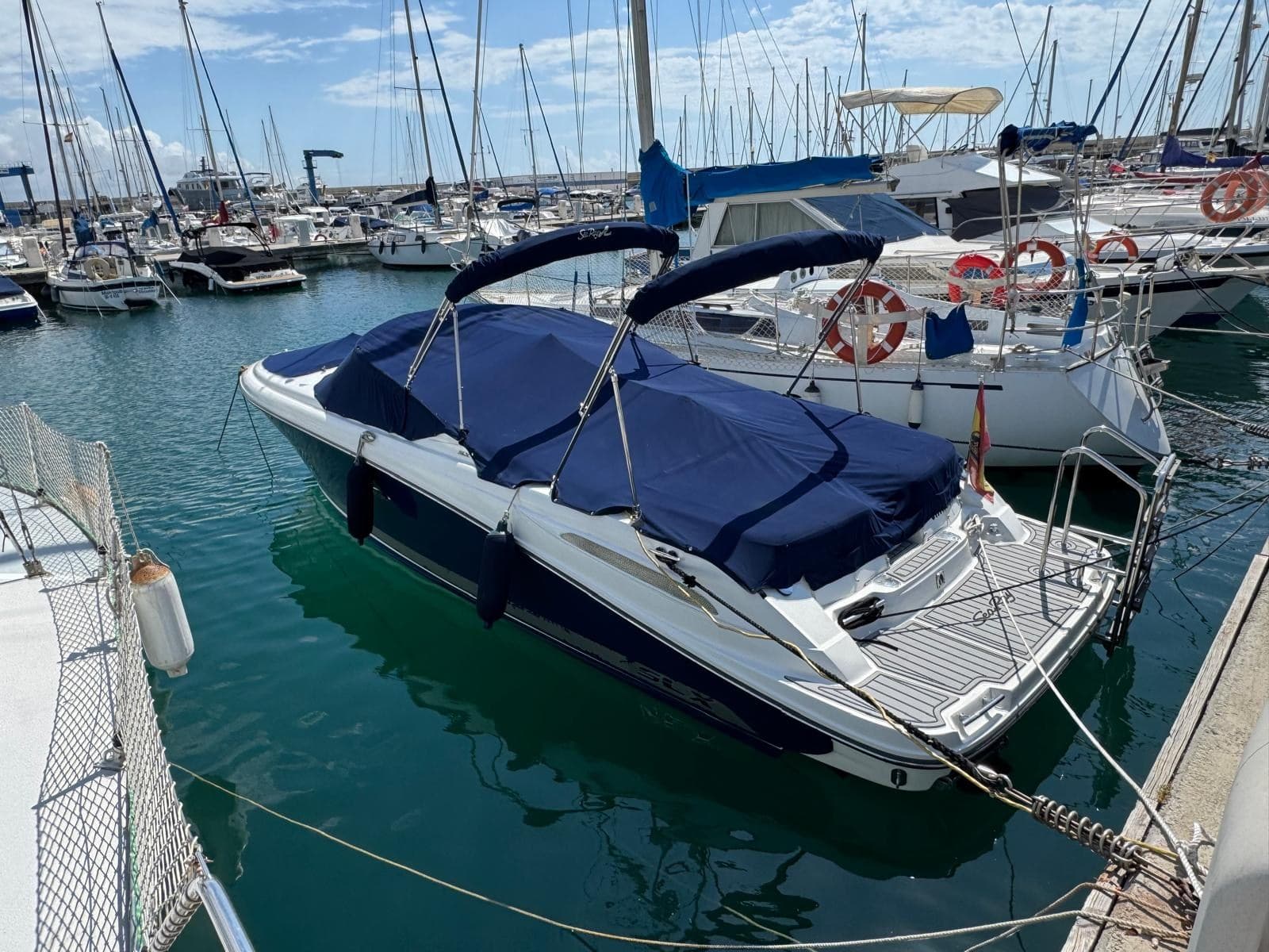 Sea Ray 270 Slx - Deck View Sea Ray 270 Slx - Deck View