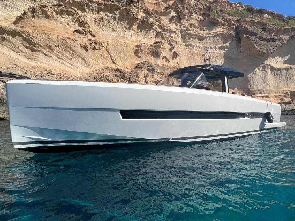 Fjord 42 Open - Main View Fjord 42 Open - Main View