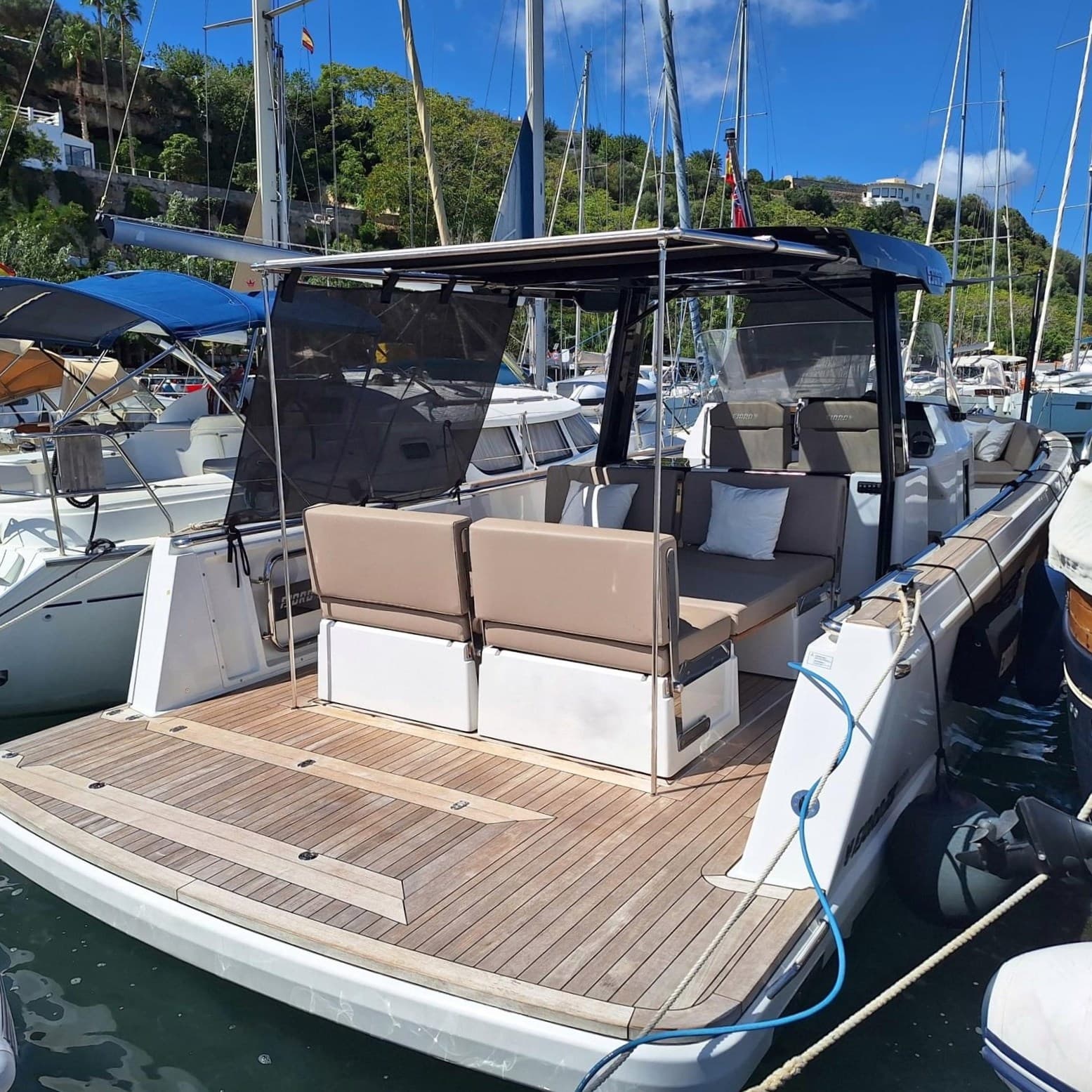 Fjord 38 Open - Deck View Fjord 38 Open - Deck View