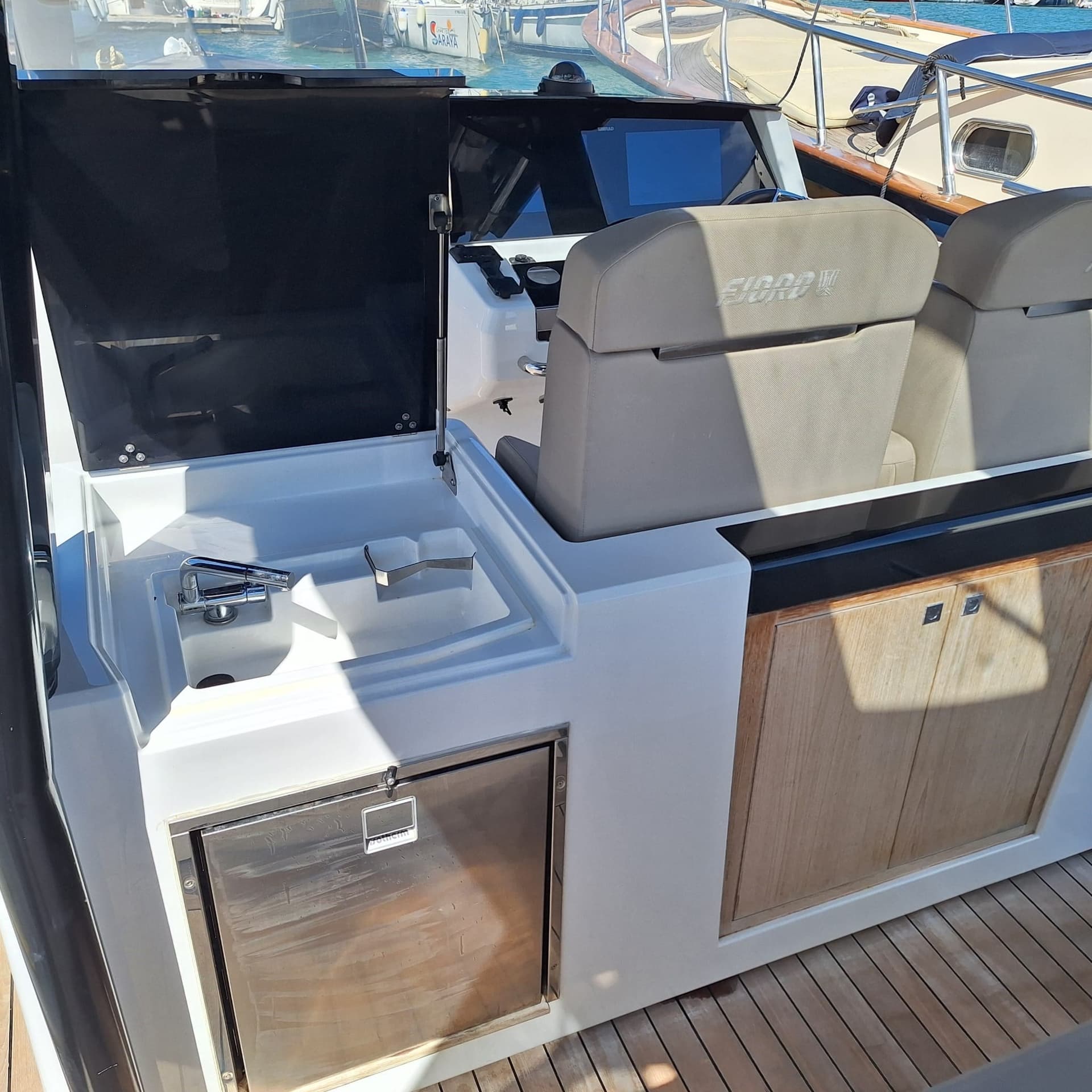 Fjord 38 OPEN usato - foto hero 10