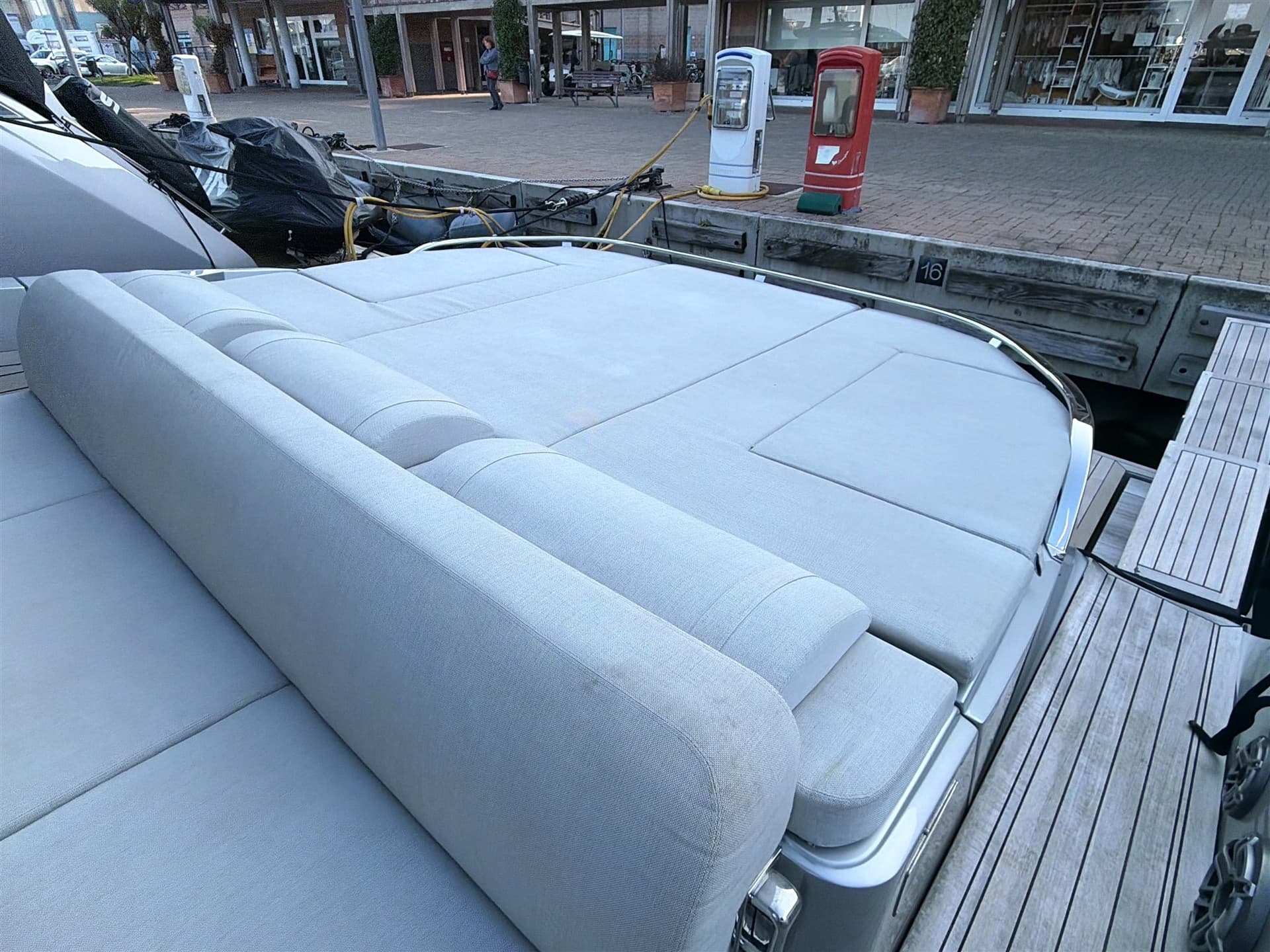 SACS Rebel 55 - Interior View SACS Rebel 55 - Interior View