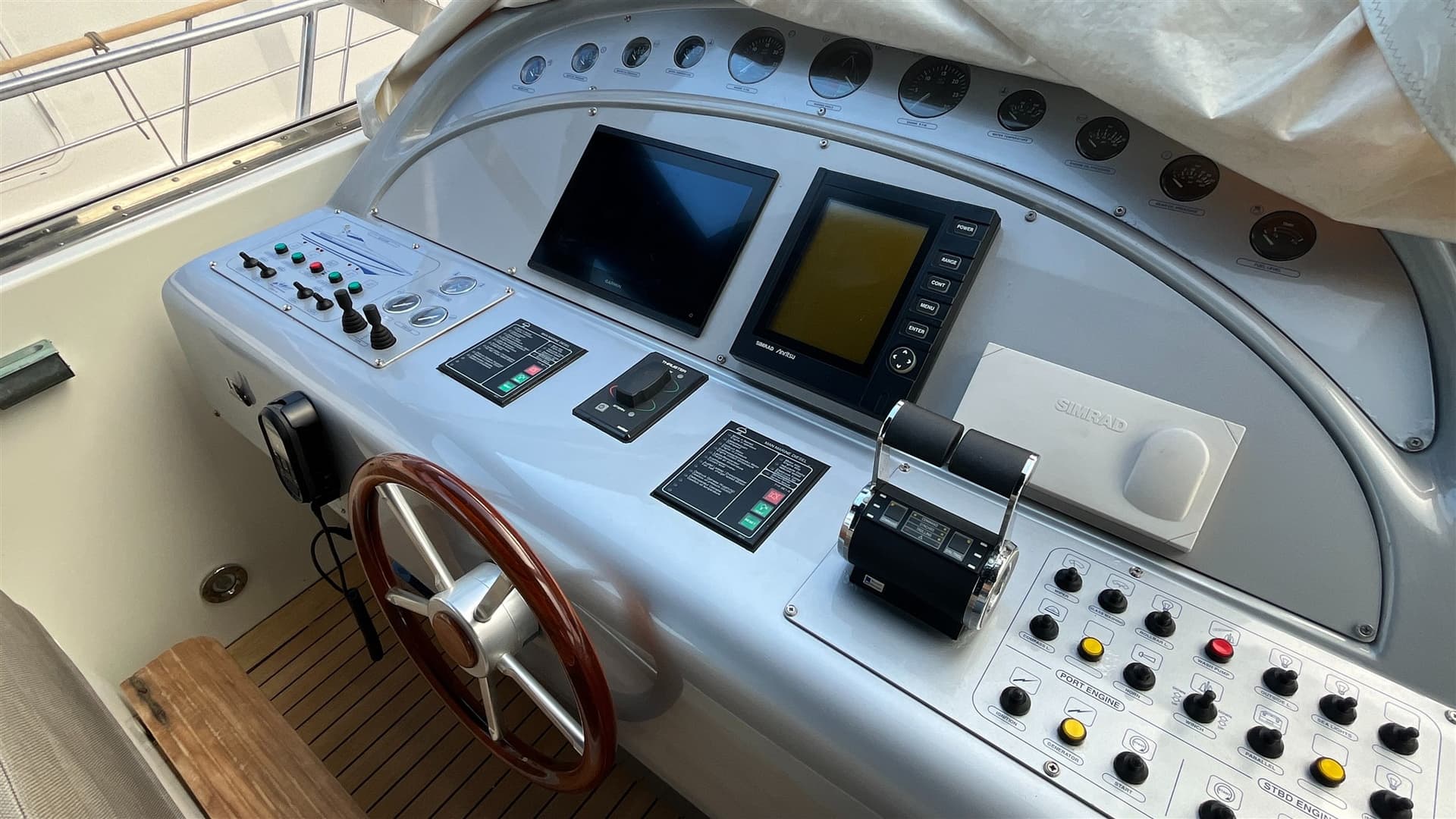 Versilcraft 64 Open usato - dettaglio 2