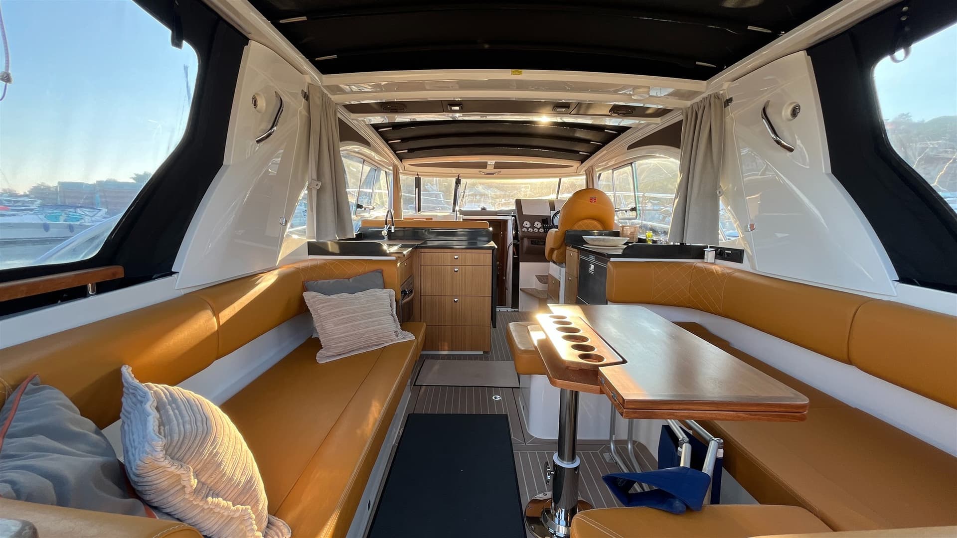 Marex 360 Cabriolet Cruiser gebraucht - Detail 4