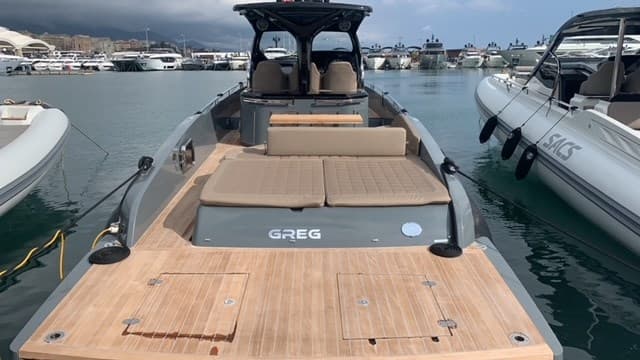 SACS Rebel 40 - Detail View 1 SACS Rebel 40 - Detail View 1