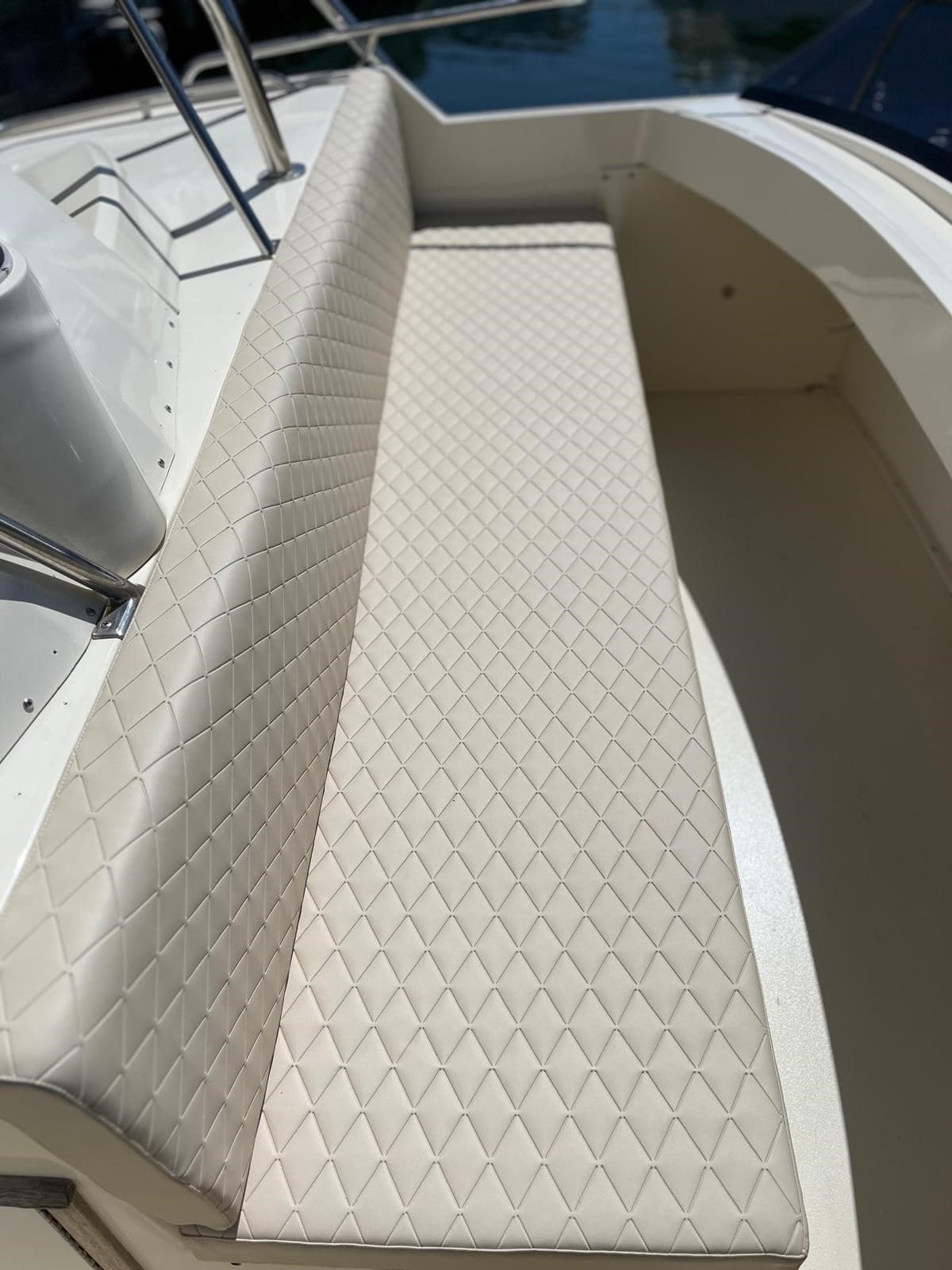 Bertram Yacht 46.6 Convertible usato - foto hero 5