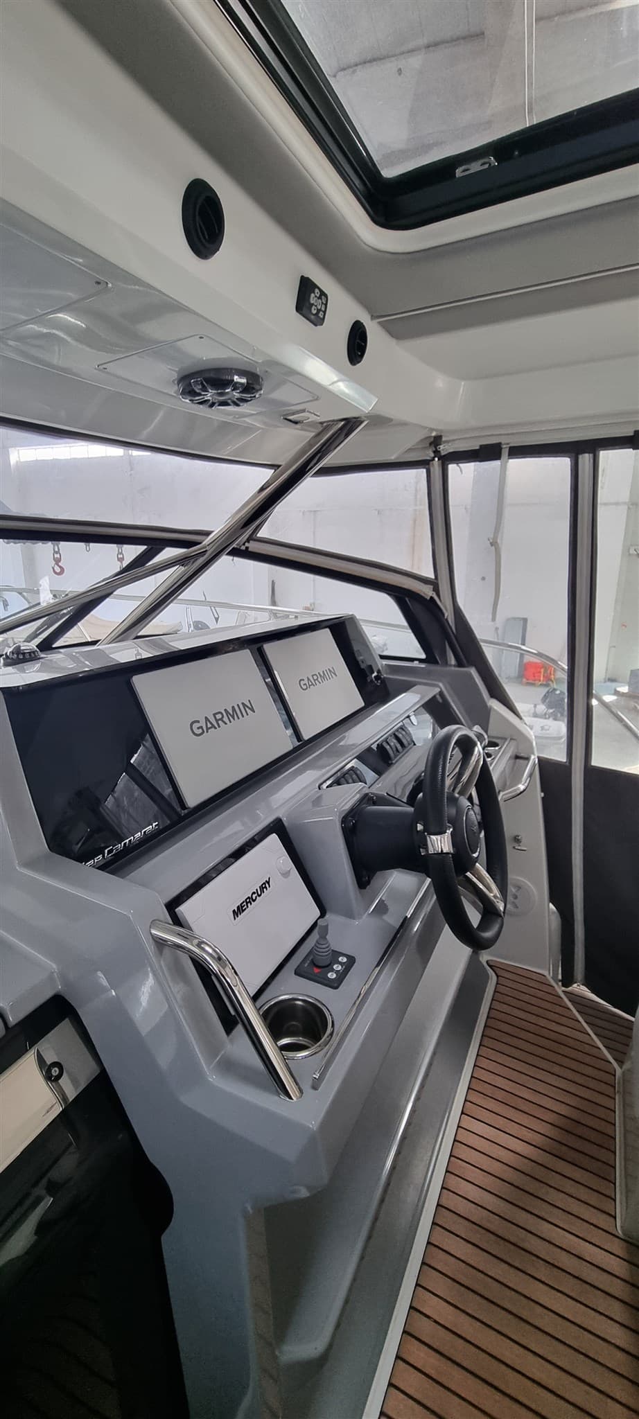 Jeanneau Cap Camarat 12.5 Wa - Deck View Jeanneau Cap Camarat 12.5 Wa - Deck View