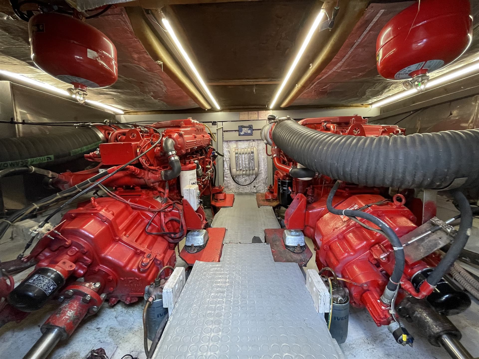 Carnevali 42 Fly used - detail 4