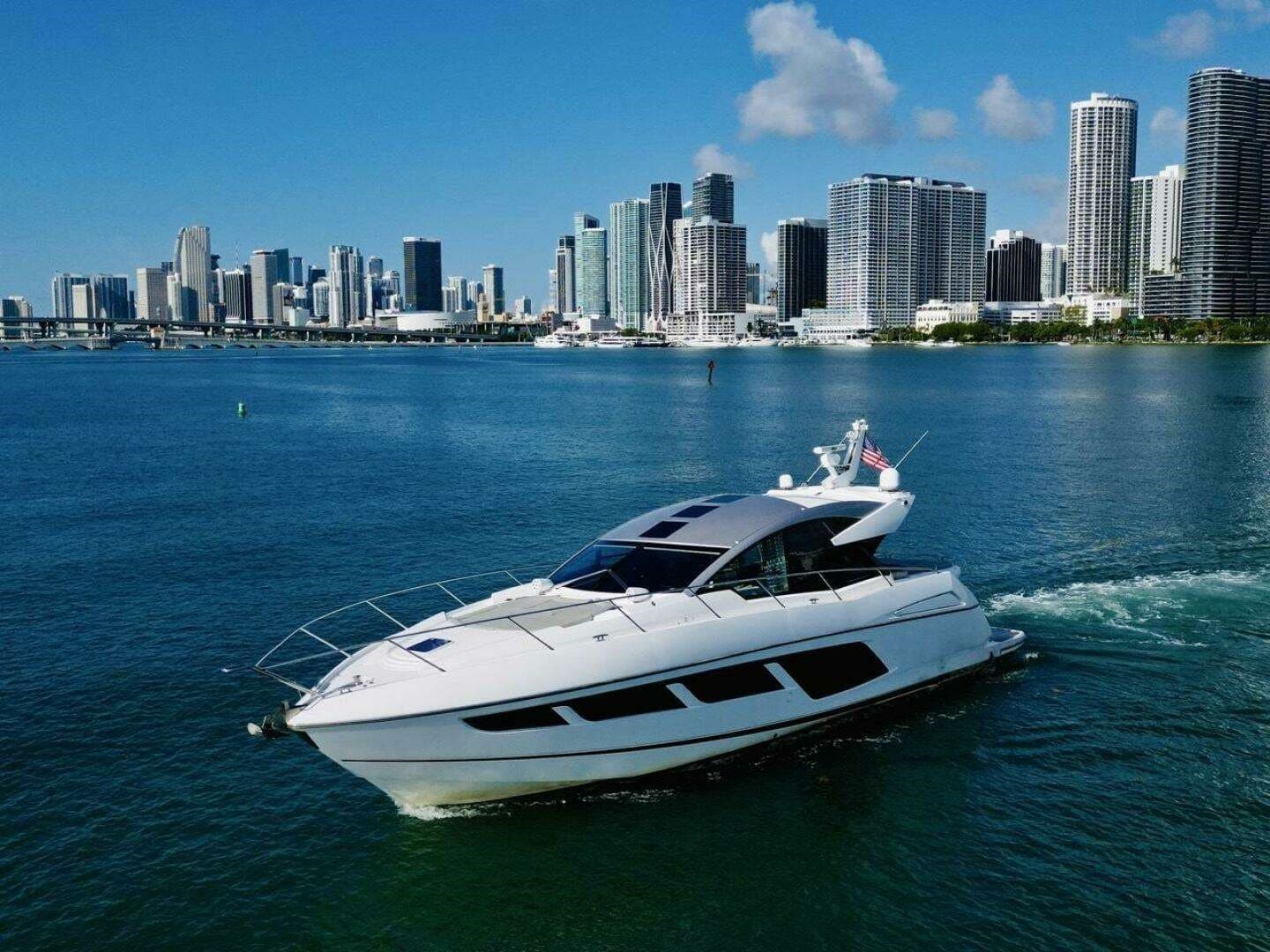 Sunseeker Predator 57 usato - dettaglio 1