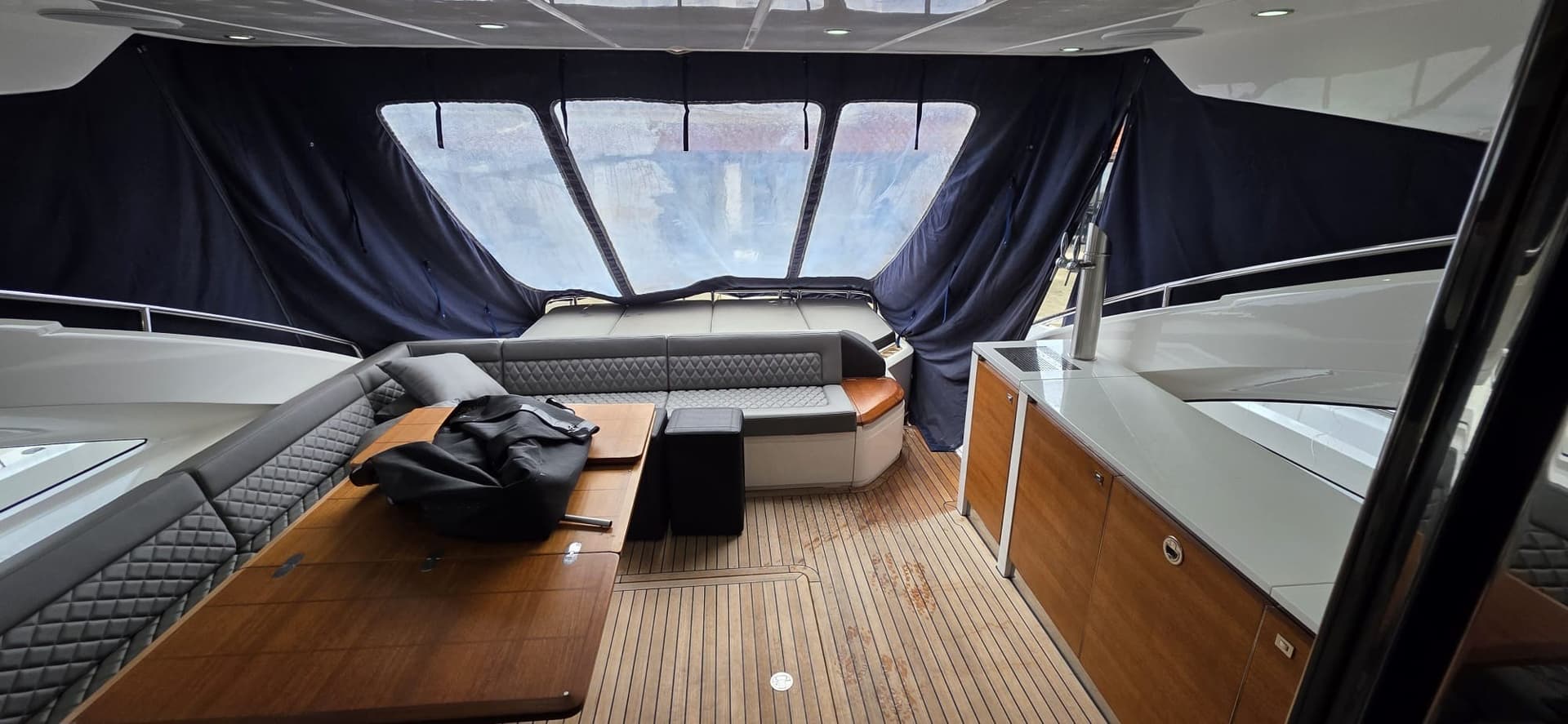 Princess Yachts V 72 gebraucht - Hauptbild 5