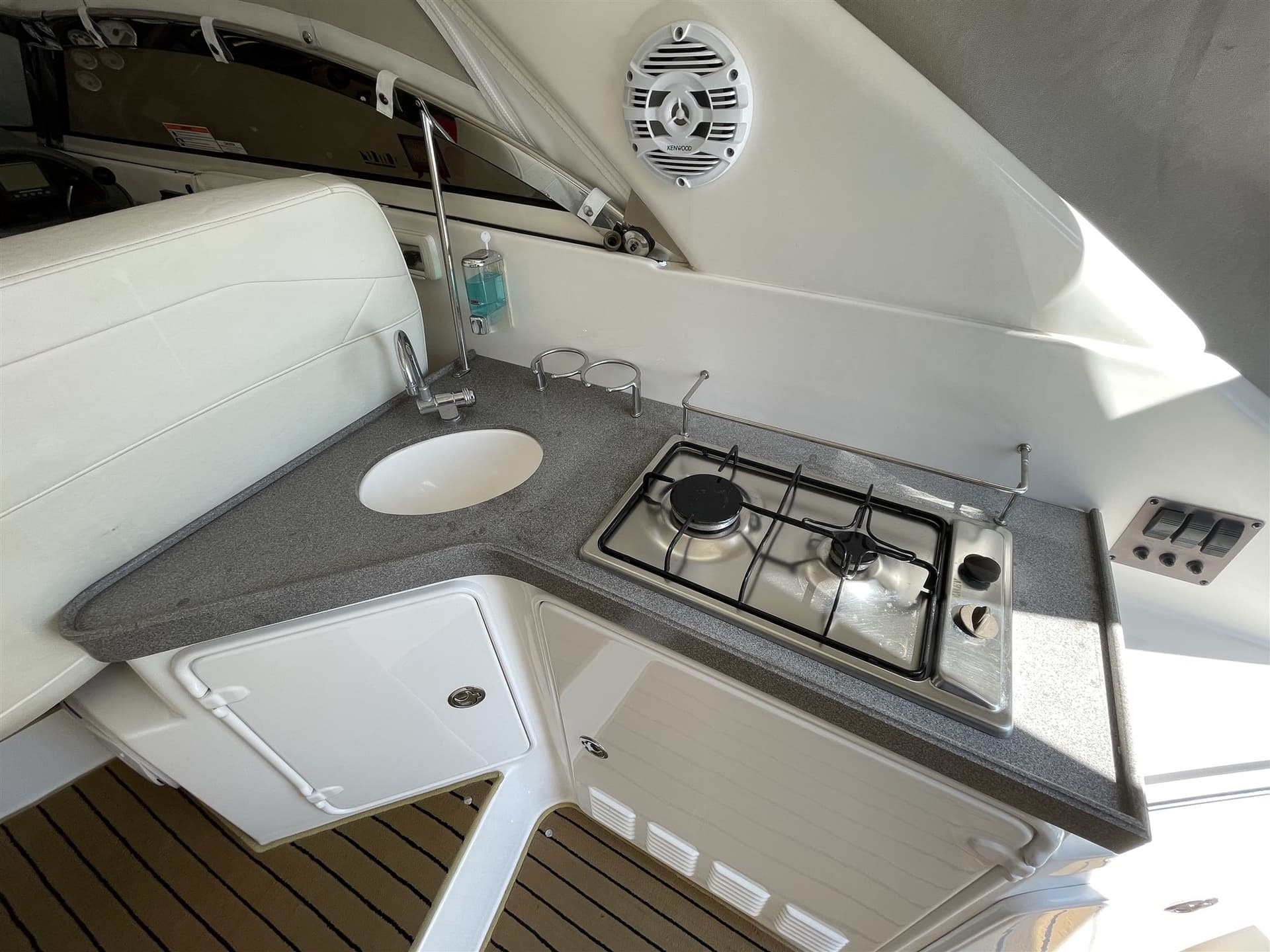 Regal Marine 3760 usato - dettaglio 3