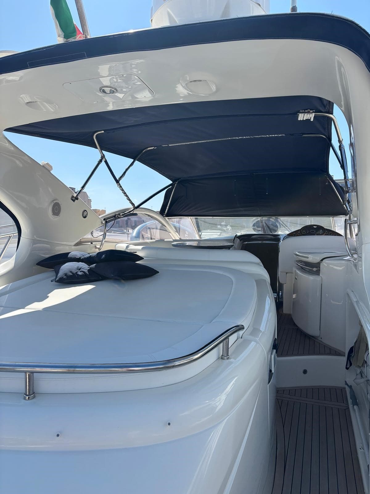 Atlantis 47 Open used - detail 3