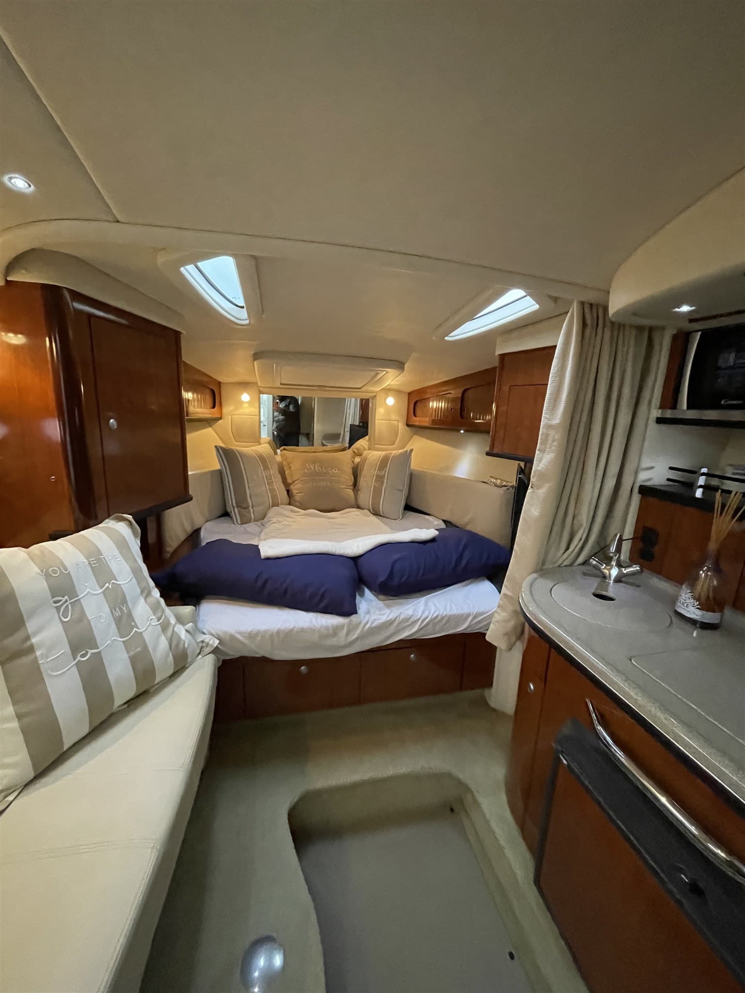 Sea Ray 325 Sundancer usato - foto hero 5