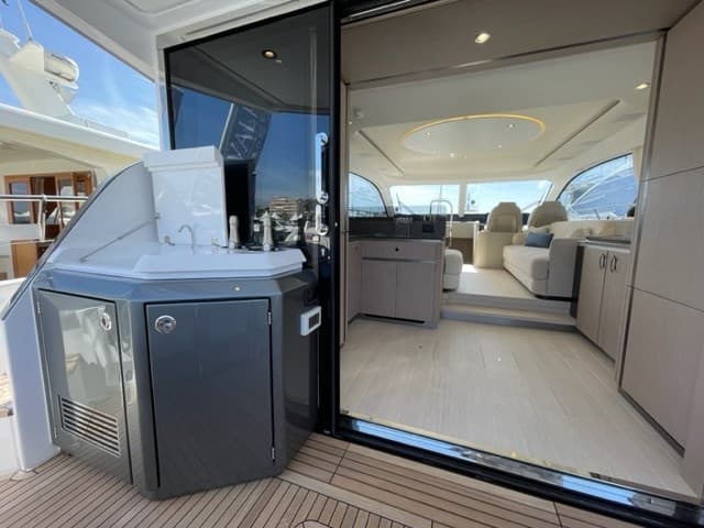Azimut 53 Flybridge 2023 - Interior View Azimut 53 Flybridge 2023 - Interior View