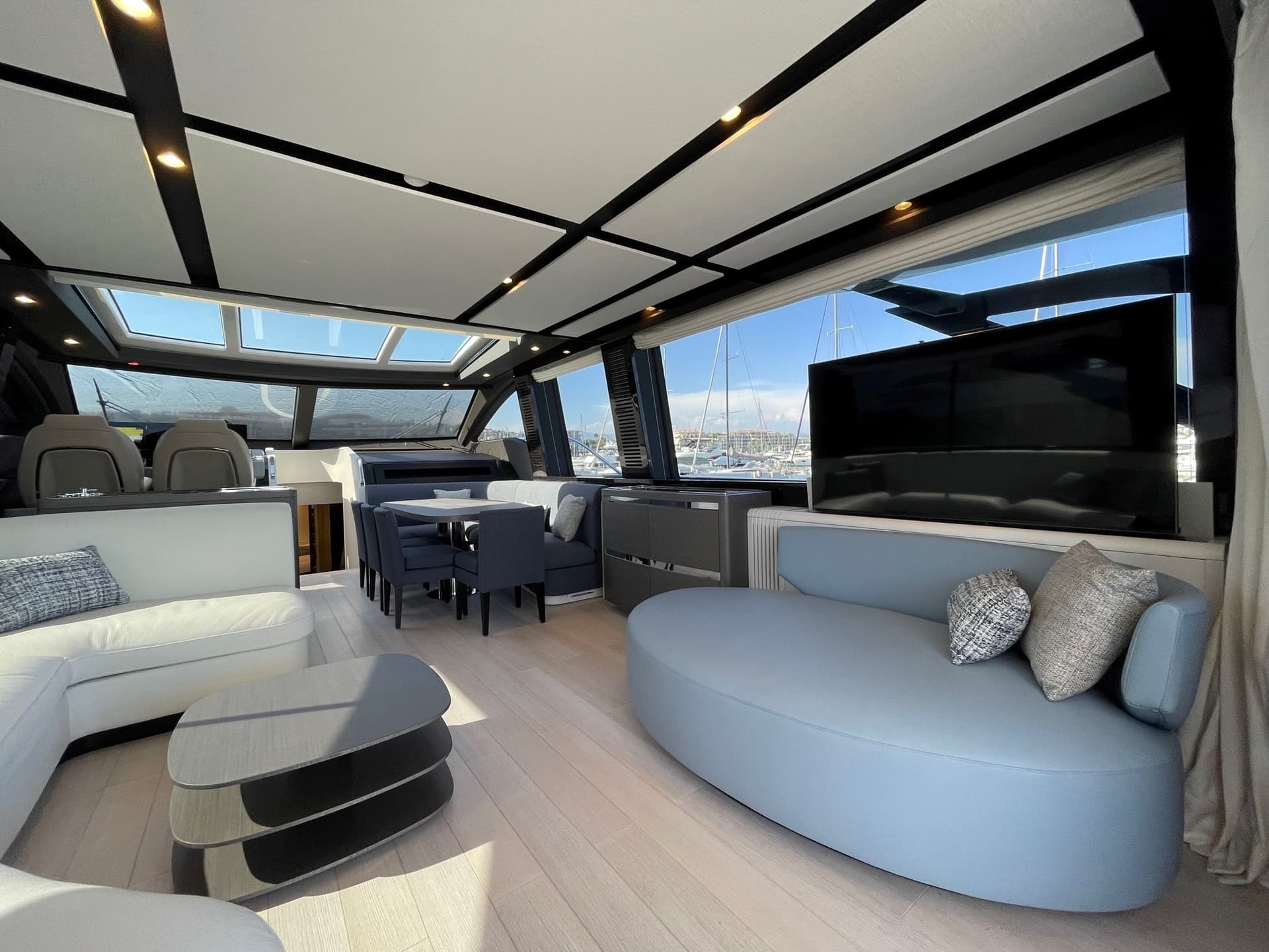 Azimut S8 usato - foto hero 5