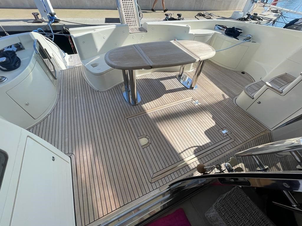 Azimut 62 - Detail View 1 Azimut 62 - Detail View 1