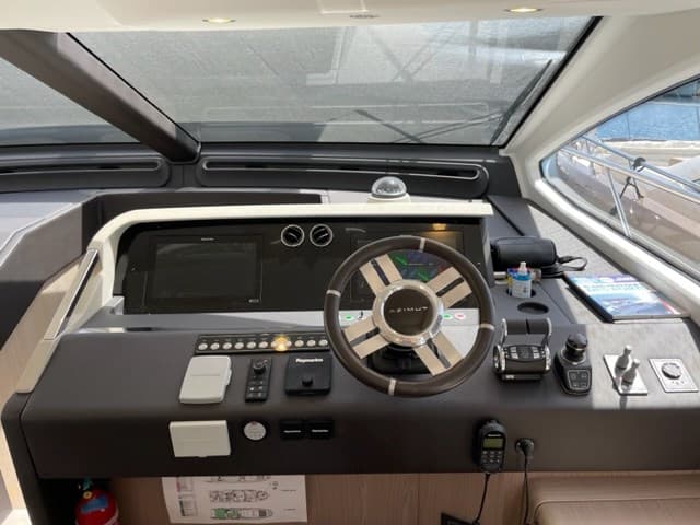Azimut 72 Flybridge usato - foto hero 16