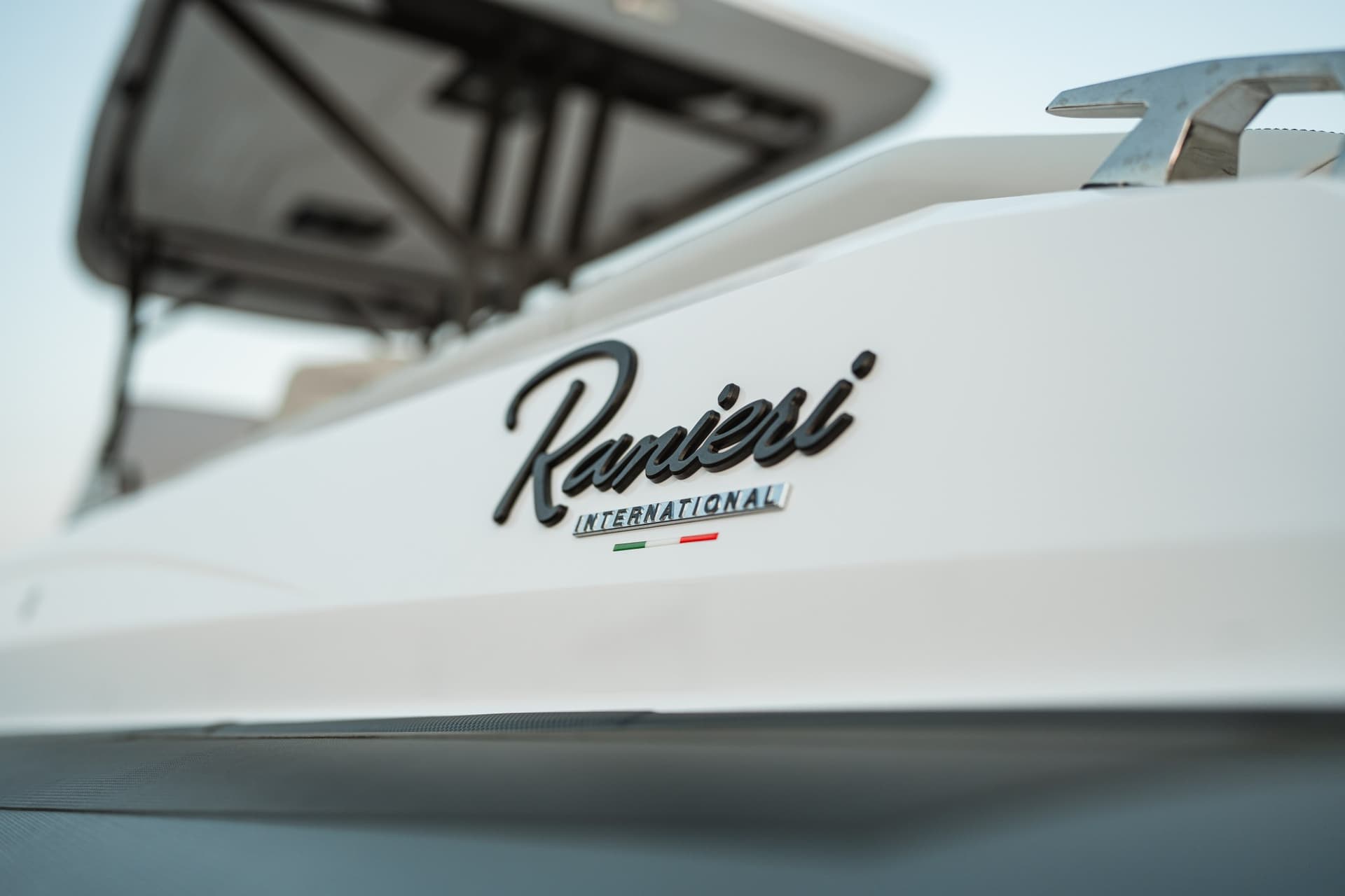 Ranieri International Cayman 38 Excutive usato - dettaglio 3