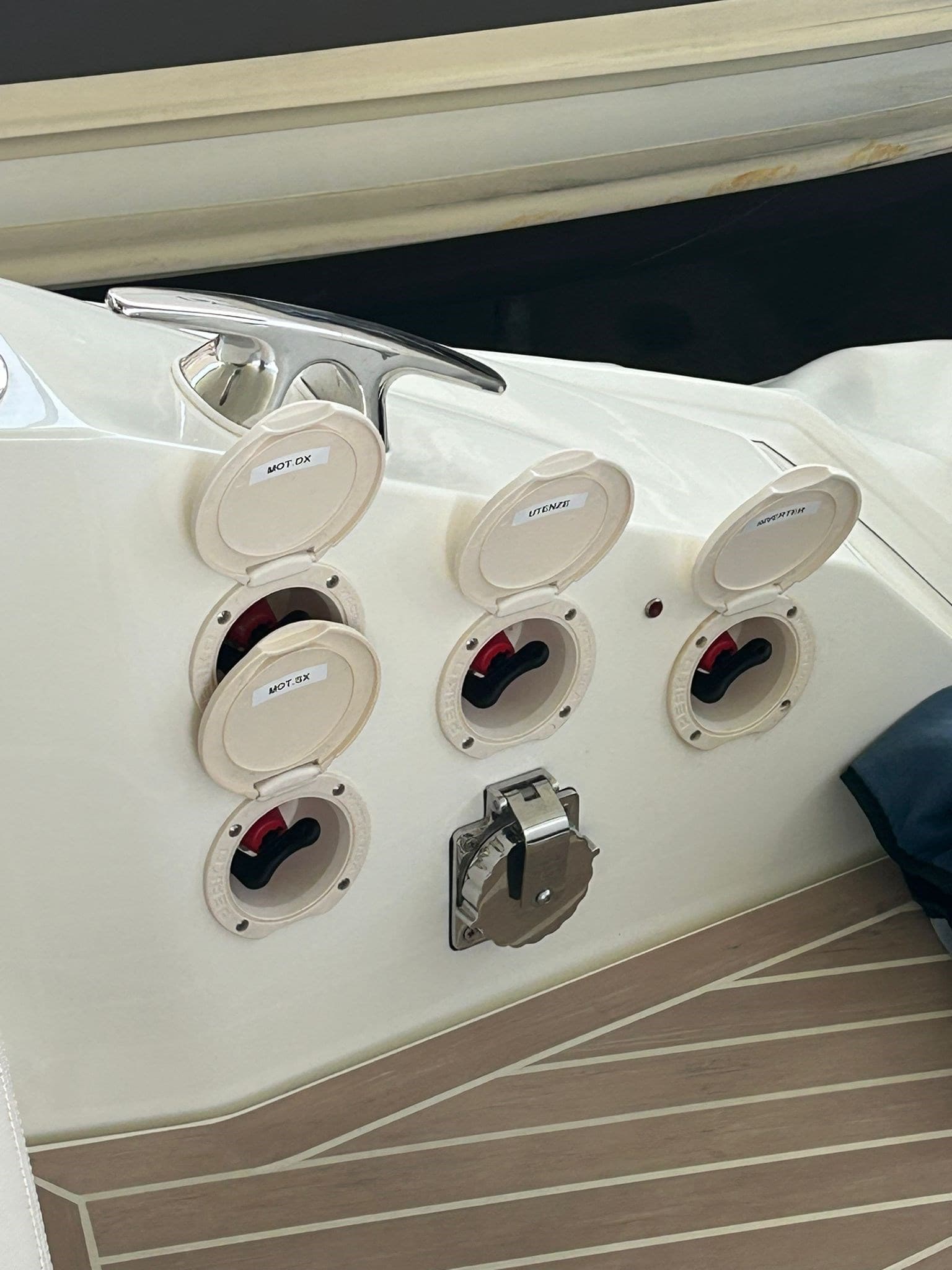 Capelli Tempest 1000 Wa used - detail 2