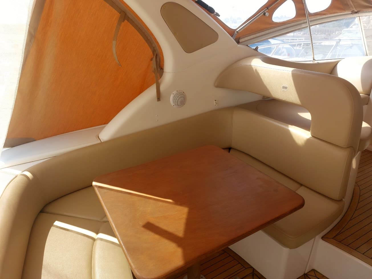 Sessa Marine Oyster 35 used - detail 1