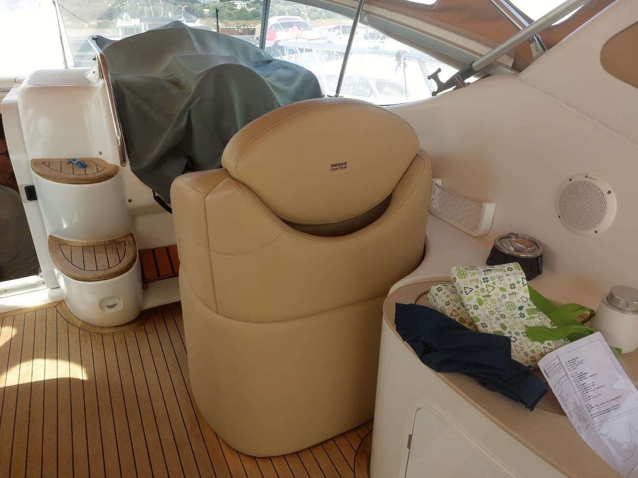 Sessa Marine Oyster 35 usato - dettaglio 3