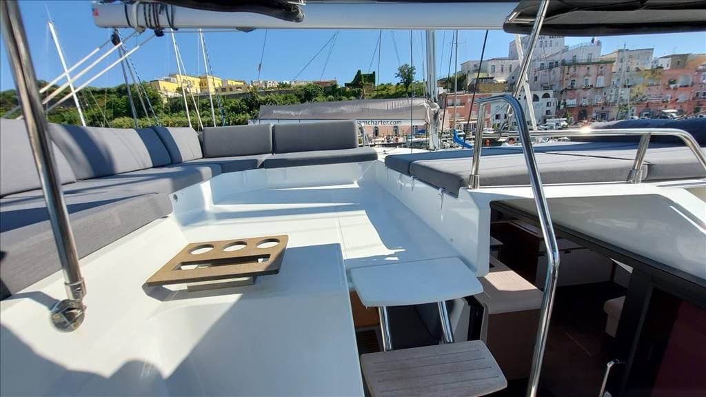 Fountaine Pajot Elba 45 usato - dettaglio 1