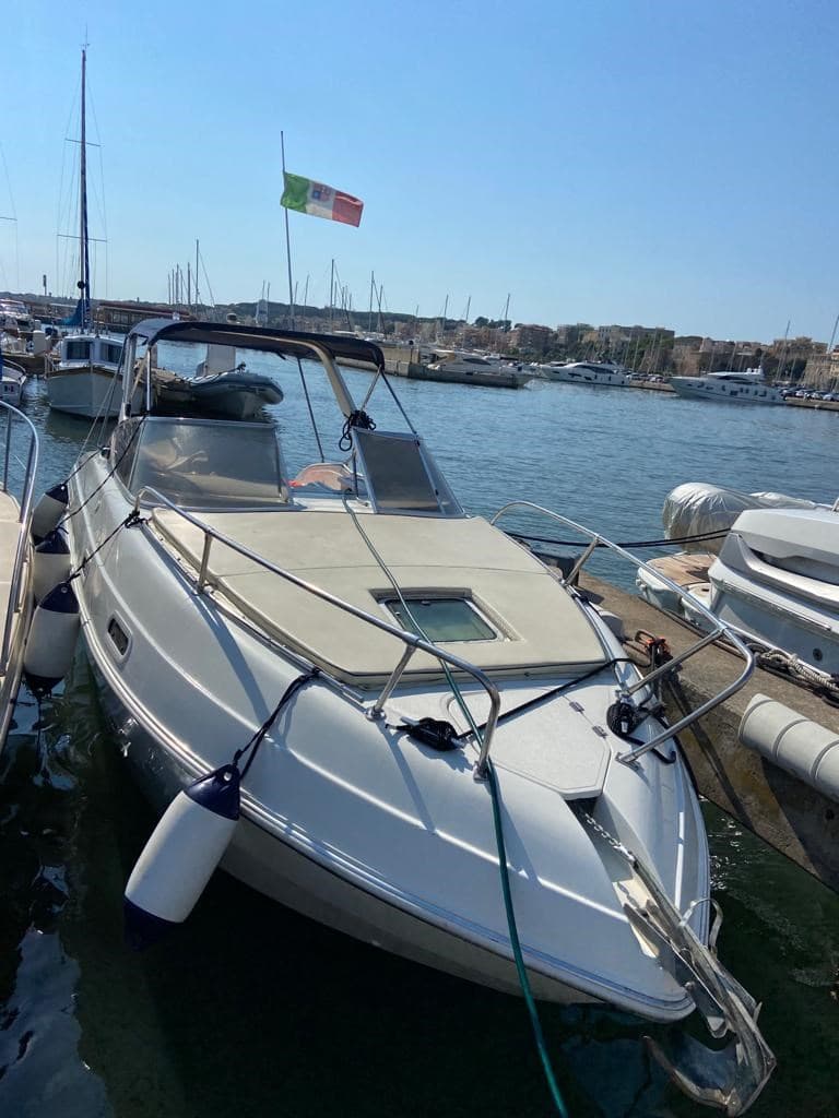 Fiart Mare 28 Genius - Detail View 1 Fiart Mare 28 Genius - Detail View 1