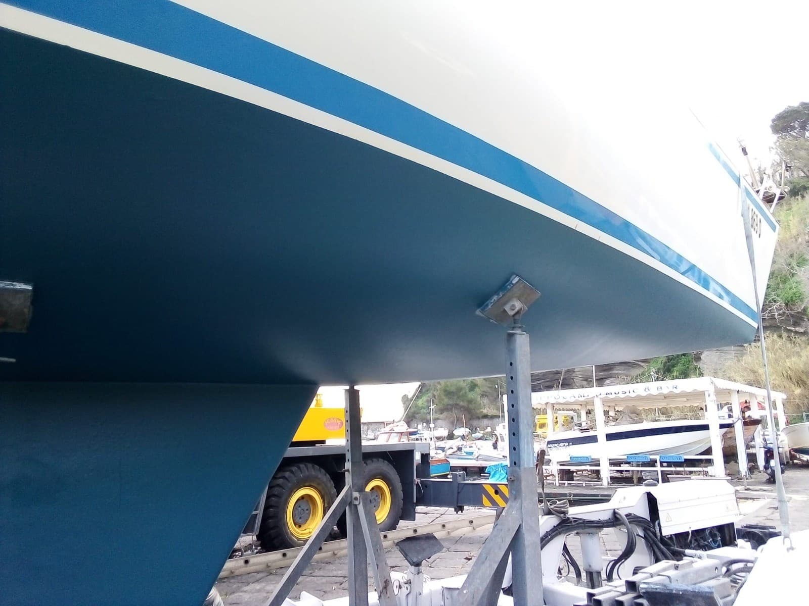 Almarine Starring 42 - Main View Almarine Starring 42 - Main View