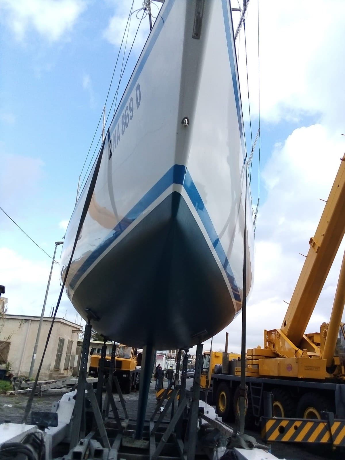 Almarine Starring 42 - Interior View Almarine Starring 42 - Interior View