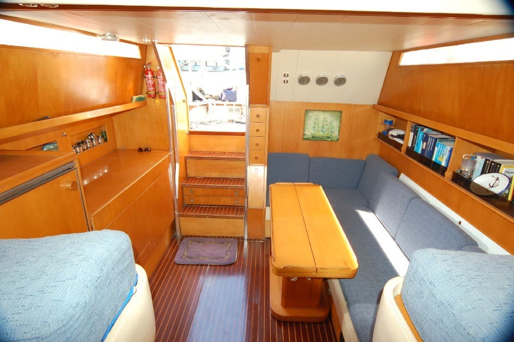 Ferretti Yachts Altura 42 - Deck View Ferretti Yachts Altura 42 - Deck View