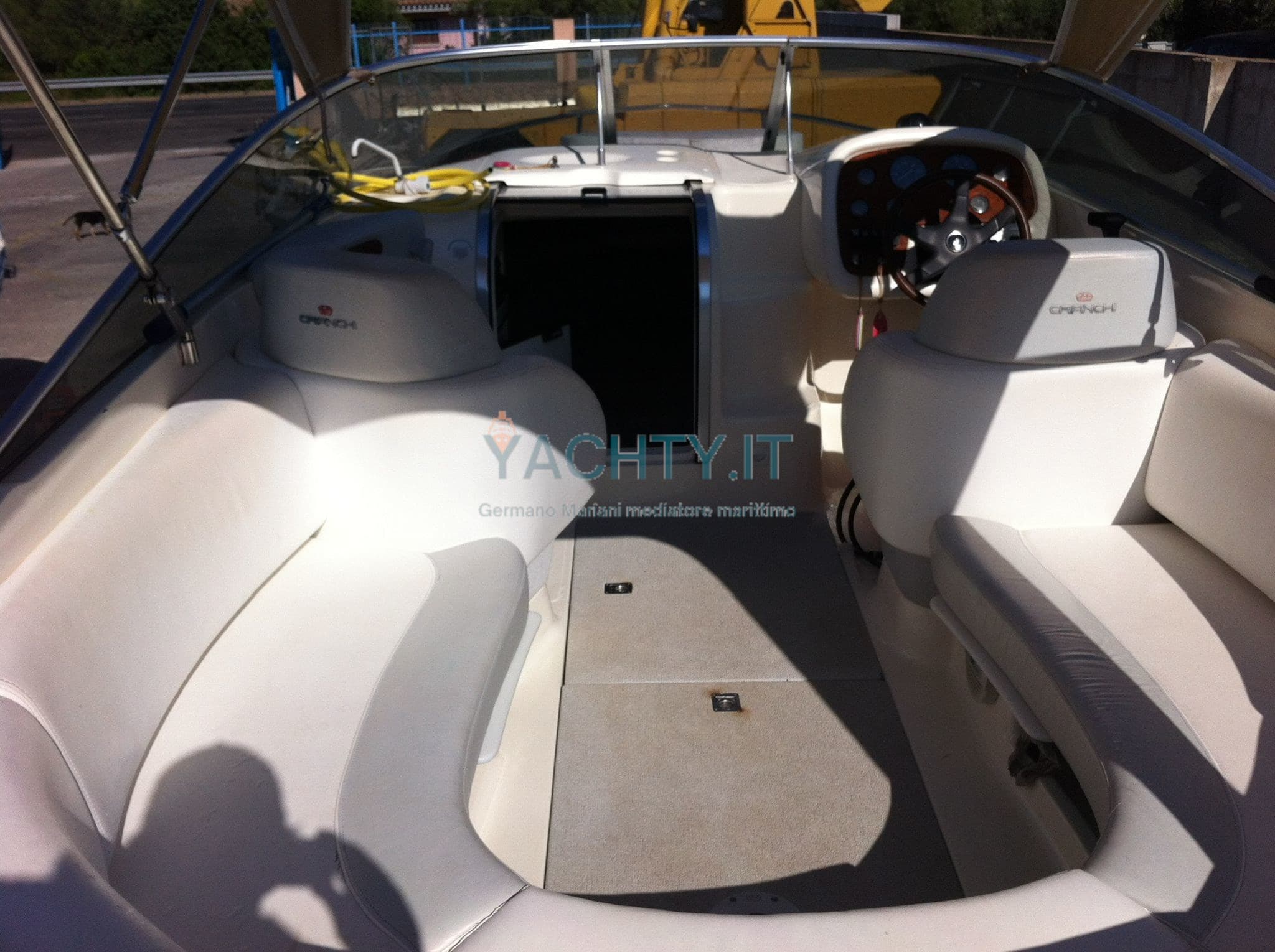 Cranchi Turchese 24 - Detail View 1 Cranchi Turchese 24 - Detail View 1