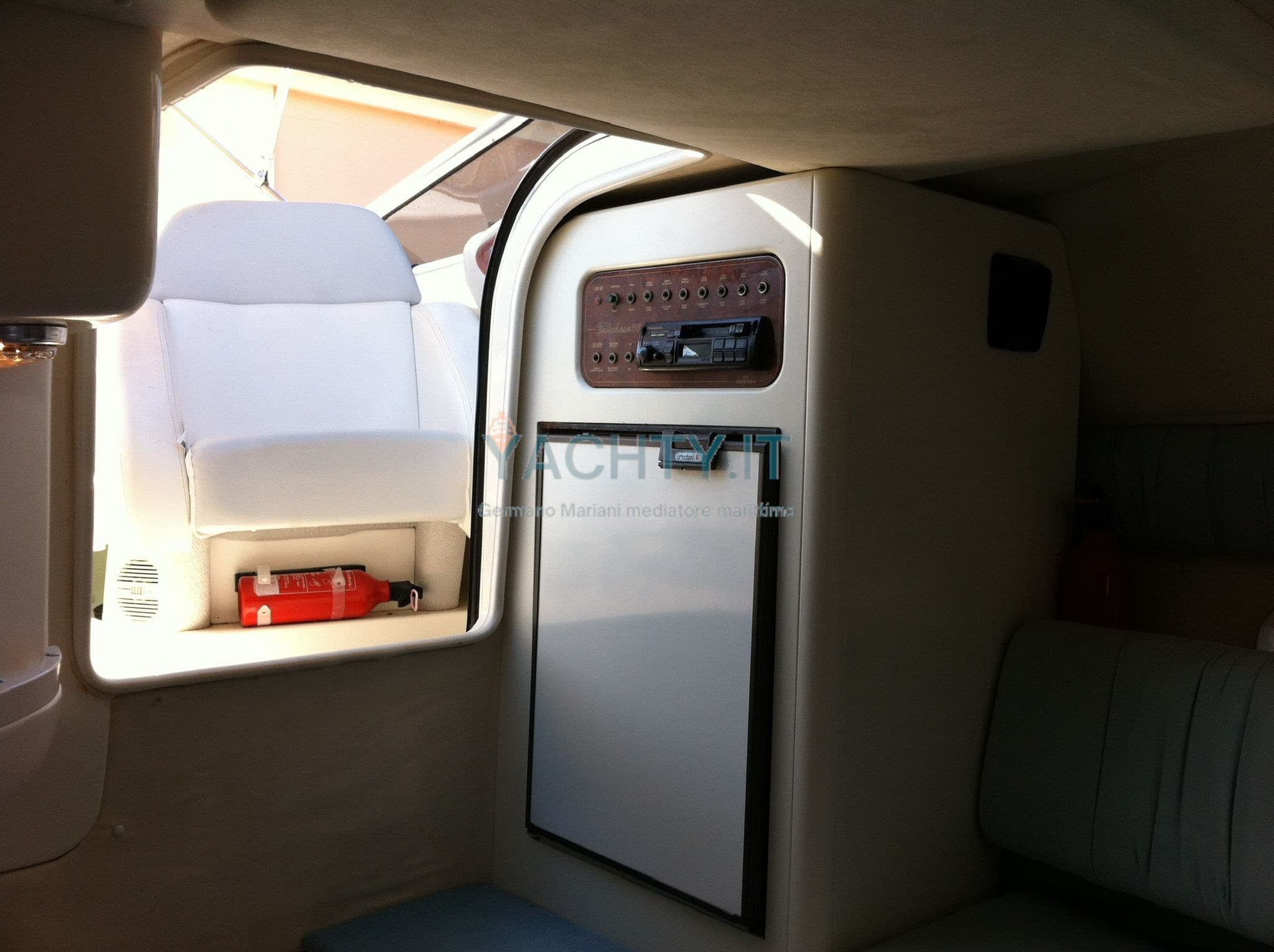 Cranchi Turchese 24 - Interior View Cranchi Turchese 24 - Interior View