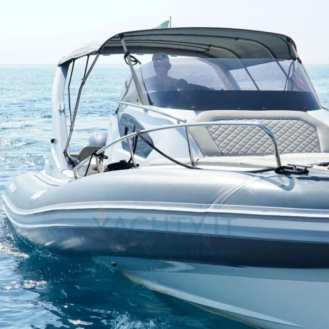 Salpa Soleil 30 - Deck View Salpa Soleil 30 - Deck View