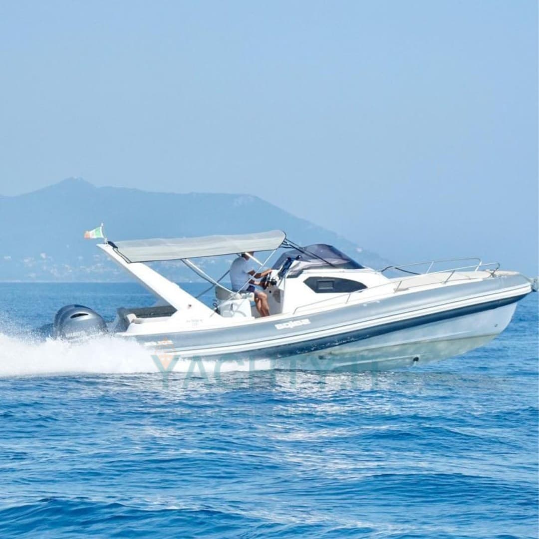 Salpa Soleil 30 - Detail View 1 Salpa Soleil 30 - Detail View 1