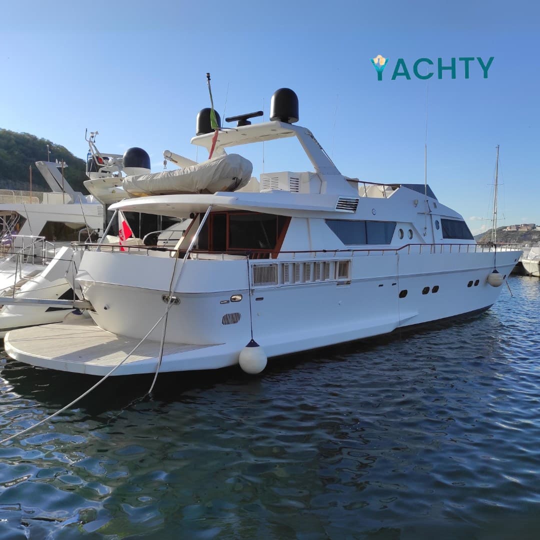 Alalunga 25 - Main View Alalunga 25 - Main View