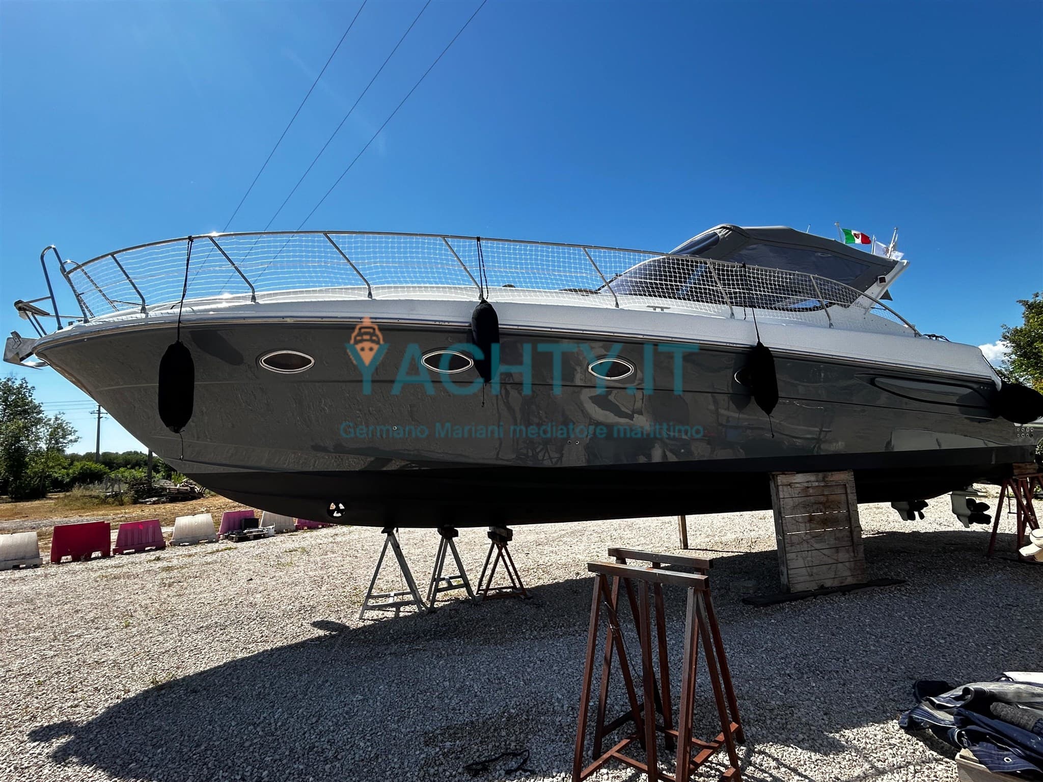 Innovazioni e Progetti Mira 40 - Detail View 1 Innovazioni e Progetti Mira 40 - Detail View 1