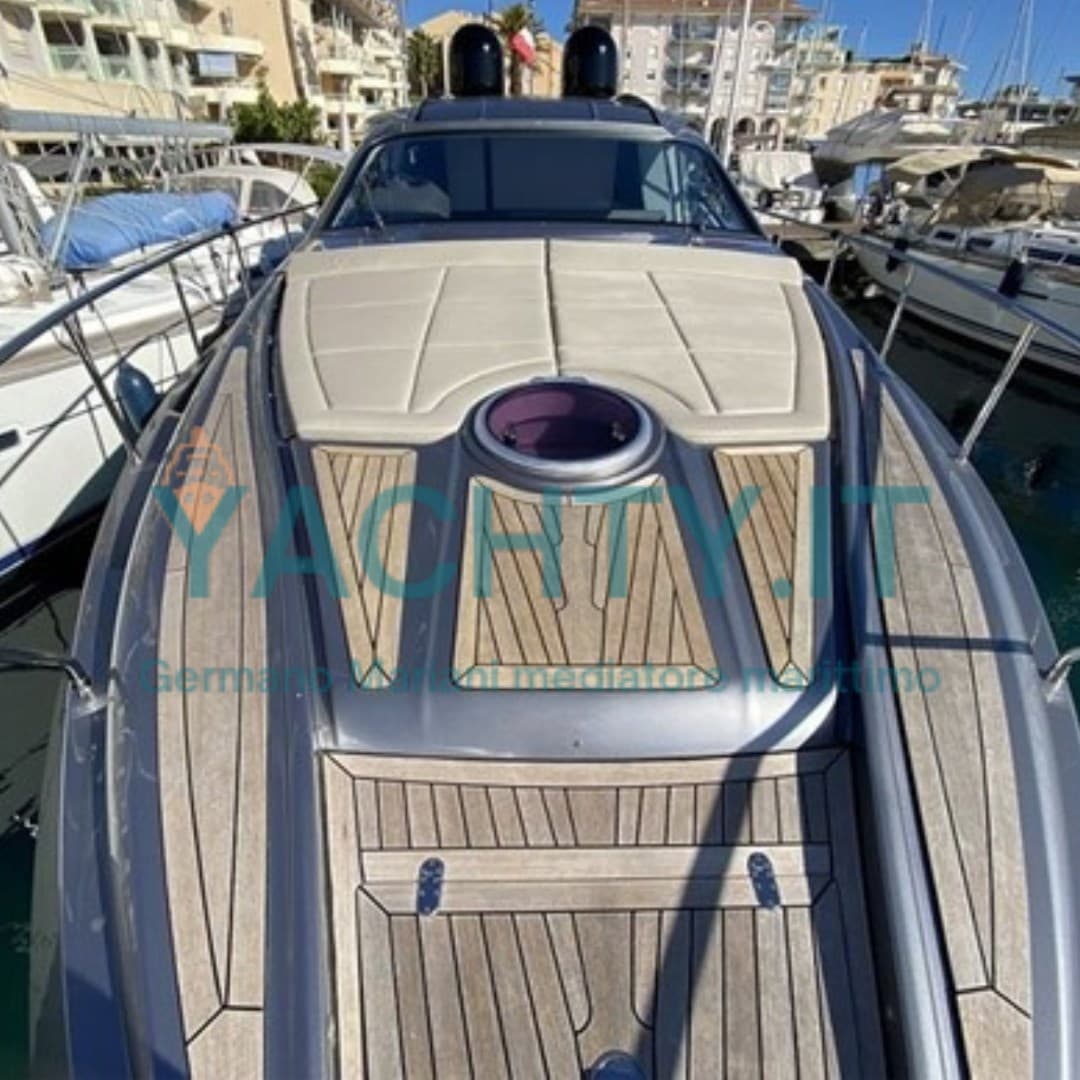 Pershing 5x - Interior View Pershing 5x - Interior View