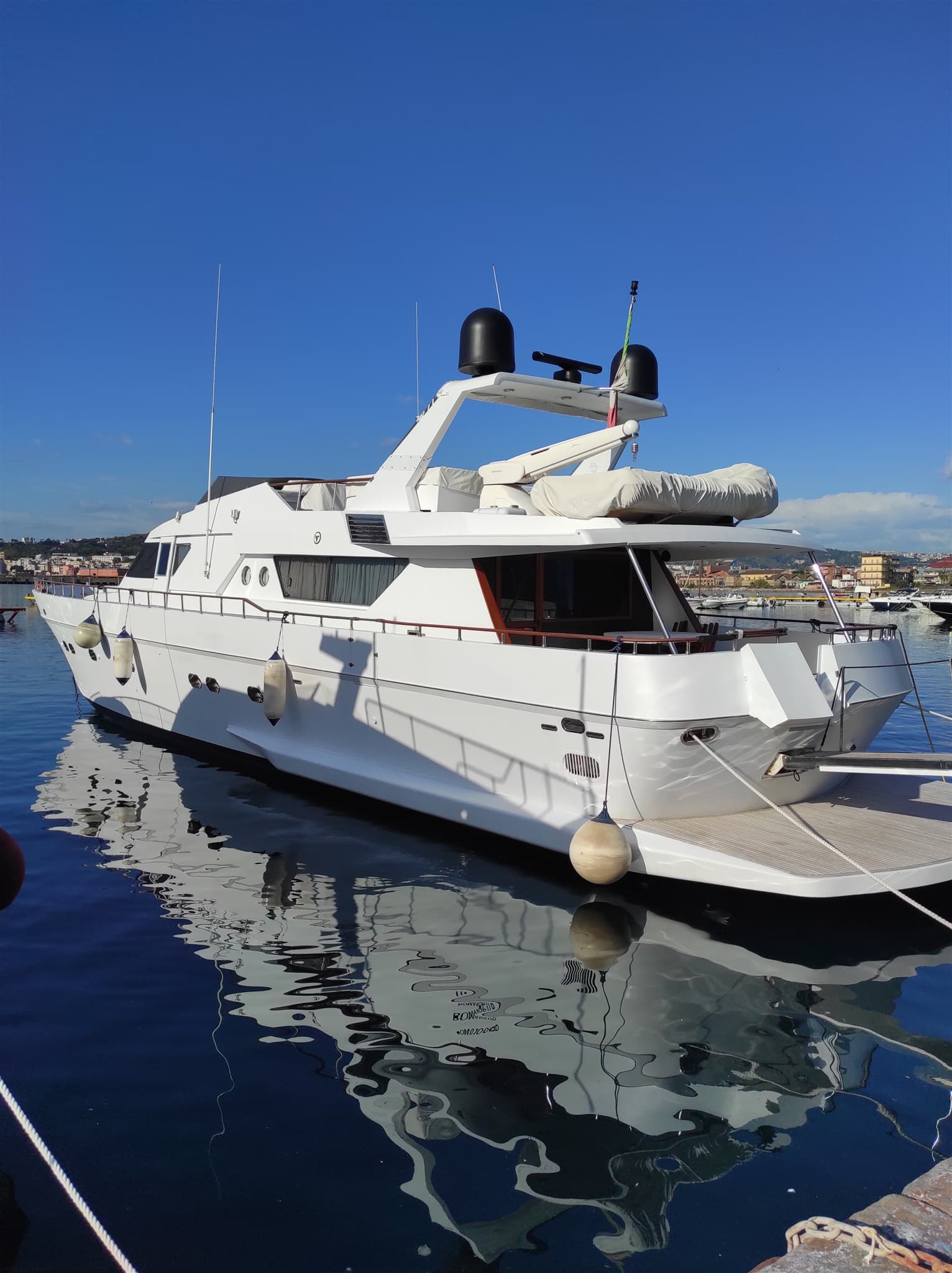 Alalunga 25 - Interior View Alalunga 25 - Interior View