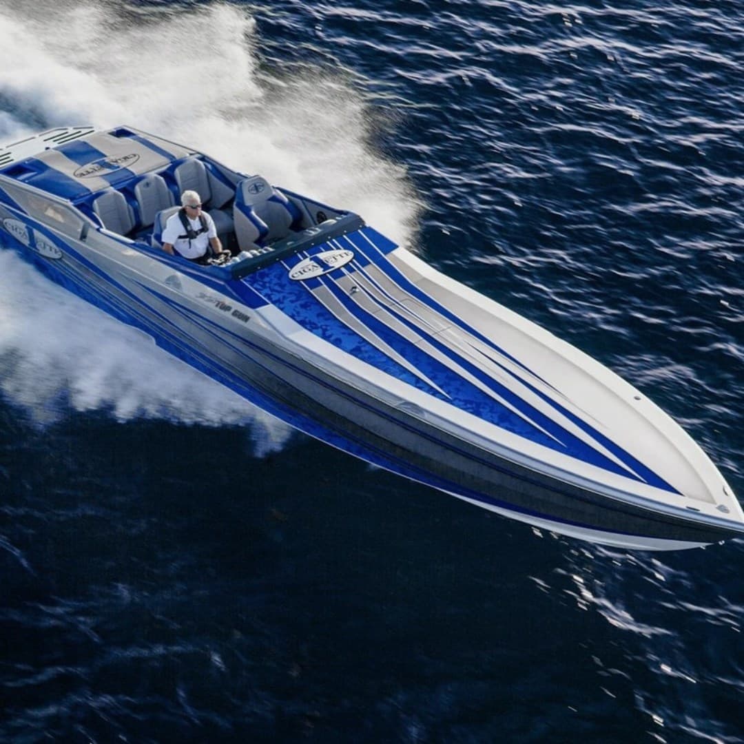 Cigarette R.T. 38' Top Gun - Main View Cigarette R.T. 38' Top Gun - Main View