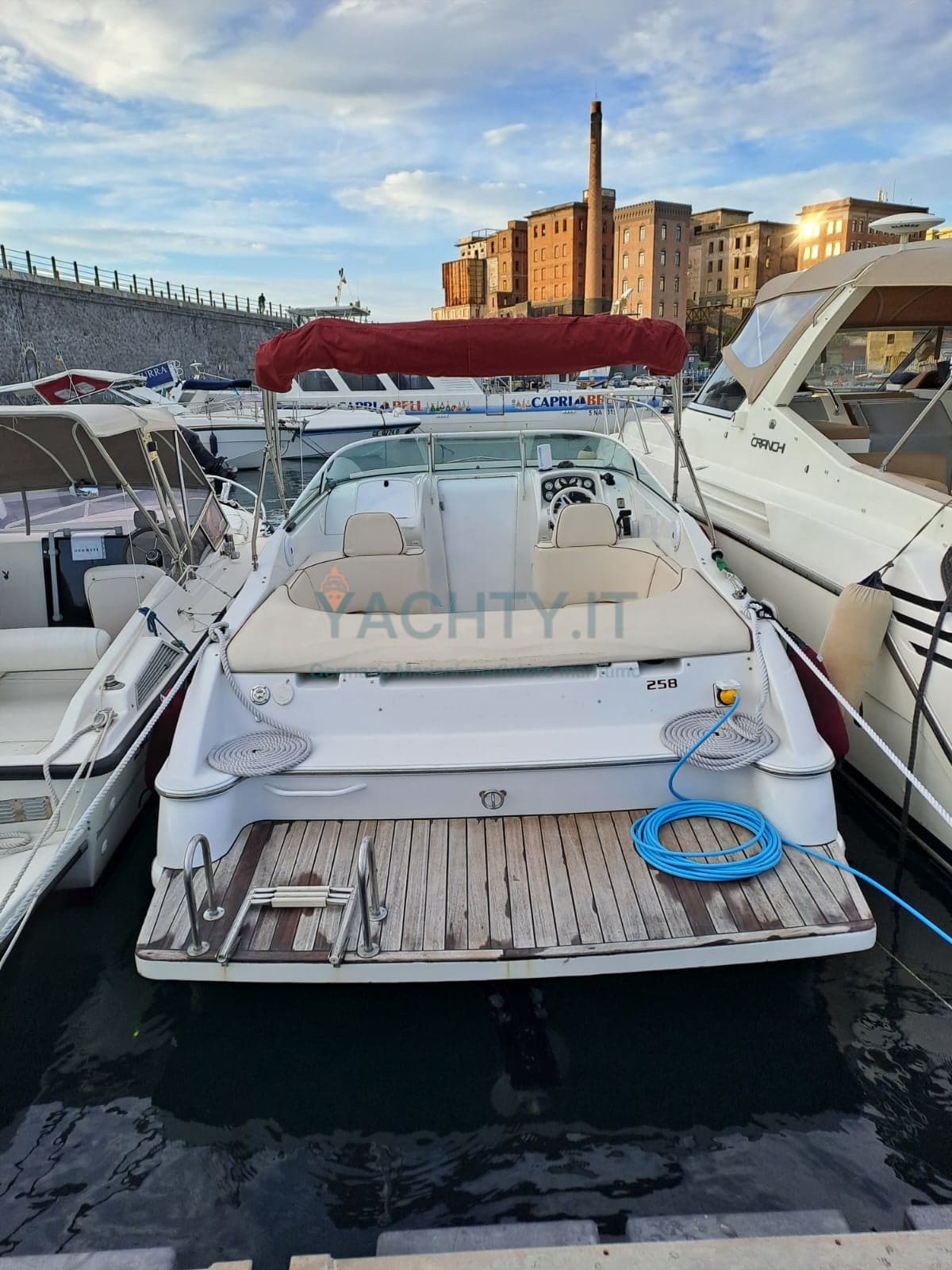 Chris Craft 258 Concept - Deck View Chris Craft 258 Concept - Deck View