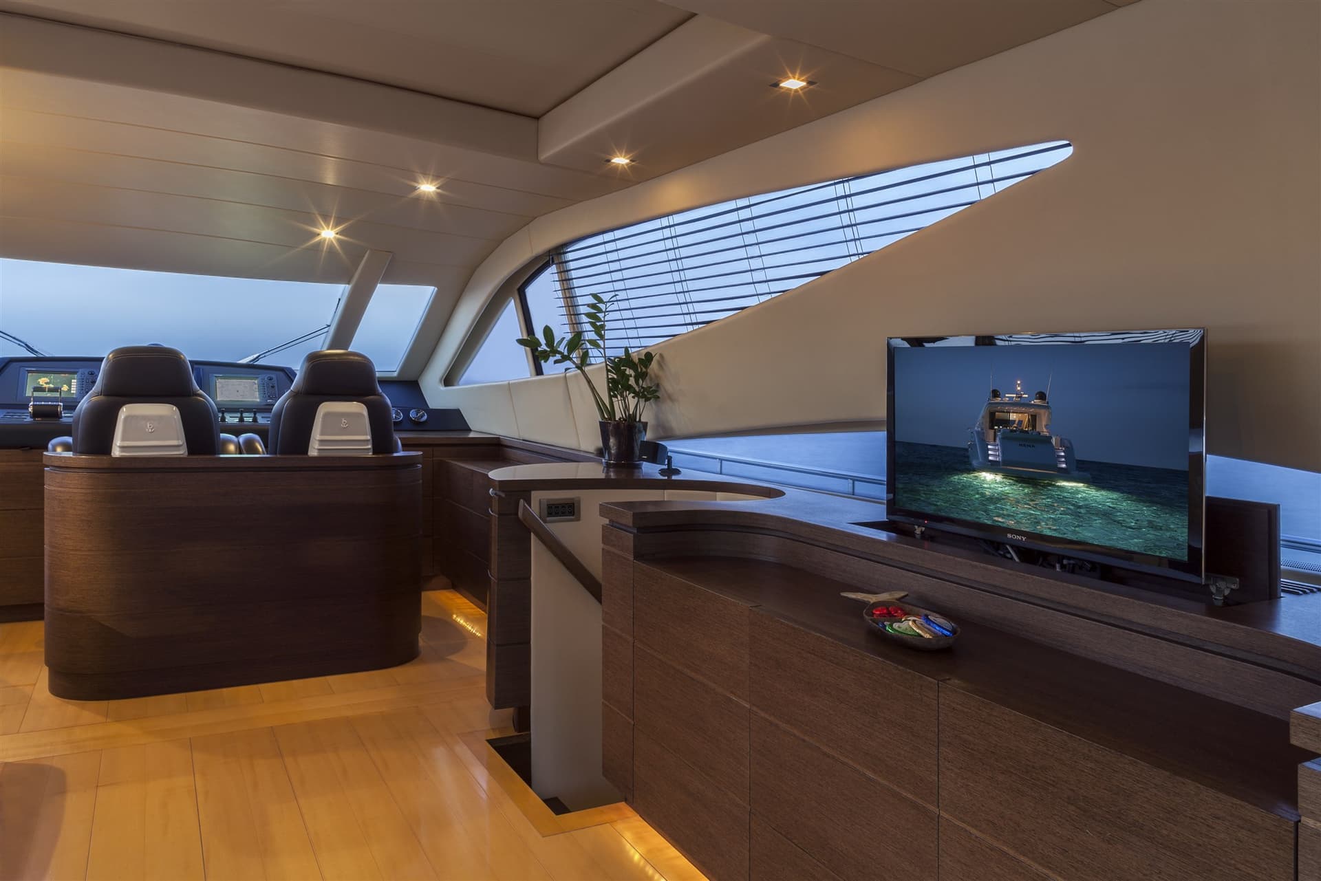 Alfamarine M/Y Cornelia used - hero image 15