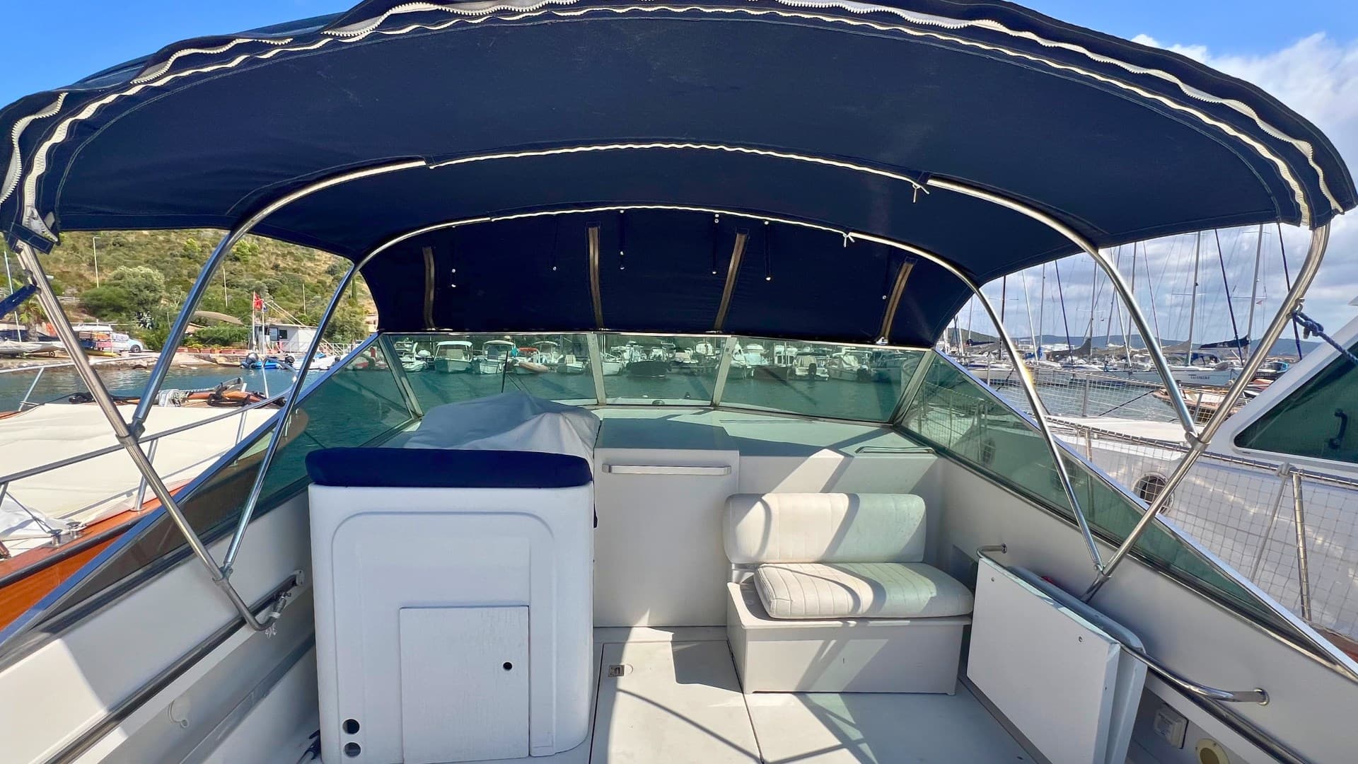 Itama Itama 38 - Interior View Itama Itama 38 - Interior View