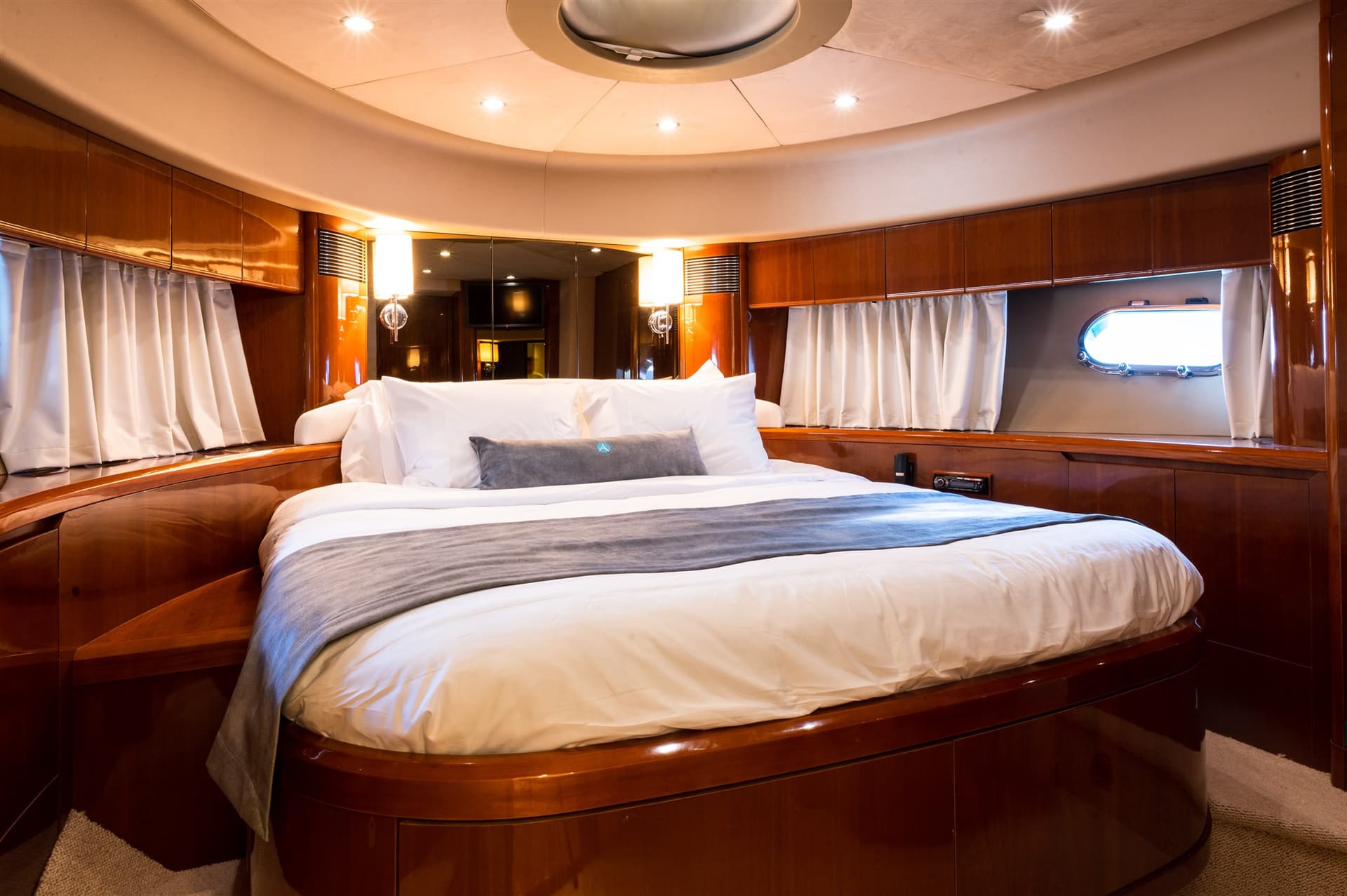Princess Yachts Azure gebraucht - Hauptbild 10
