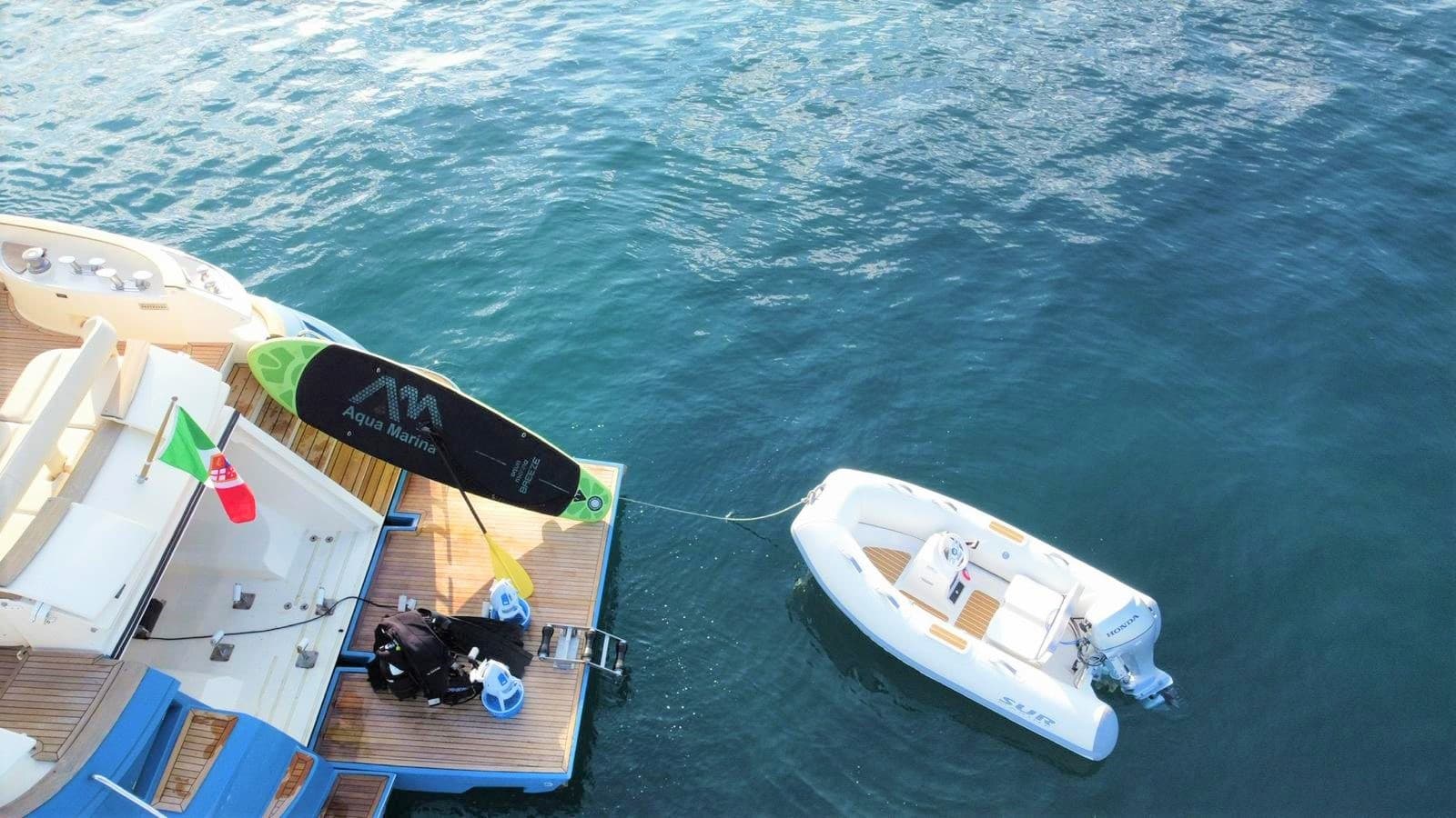 Mochi Craft Mochi 64 Dolphin Fly - Interior View Mochi Craft Mochi 64 Dolphin Fly - Interior View