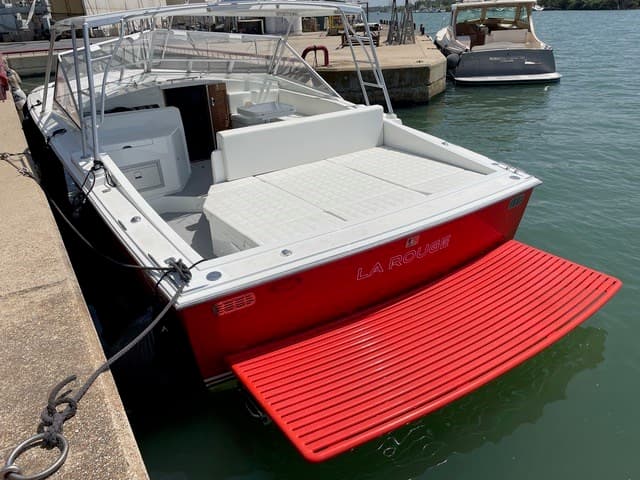 Magnum Marine Magnum 35 Hard Top - Interior View Magnum Marine Magnum 35 Hard Top - Interior View